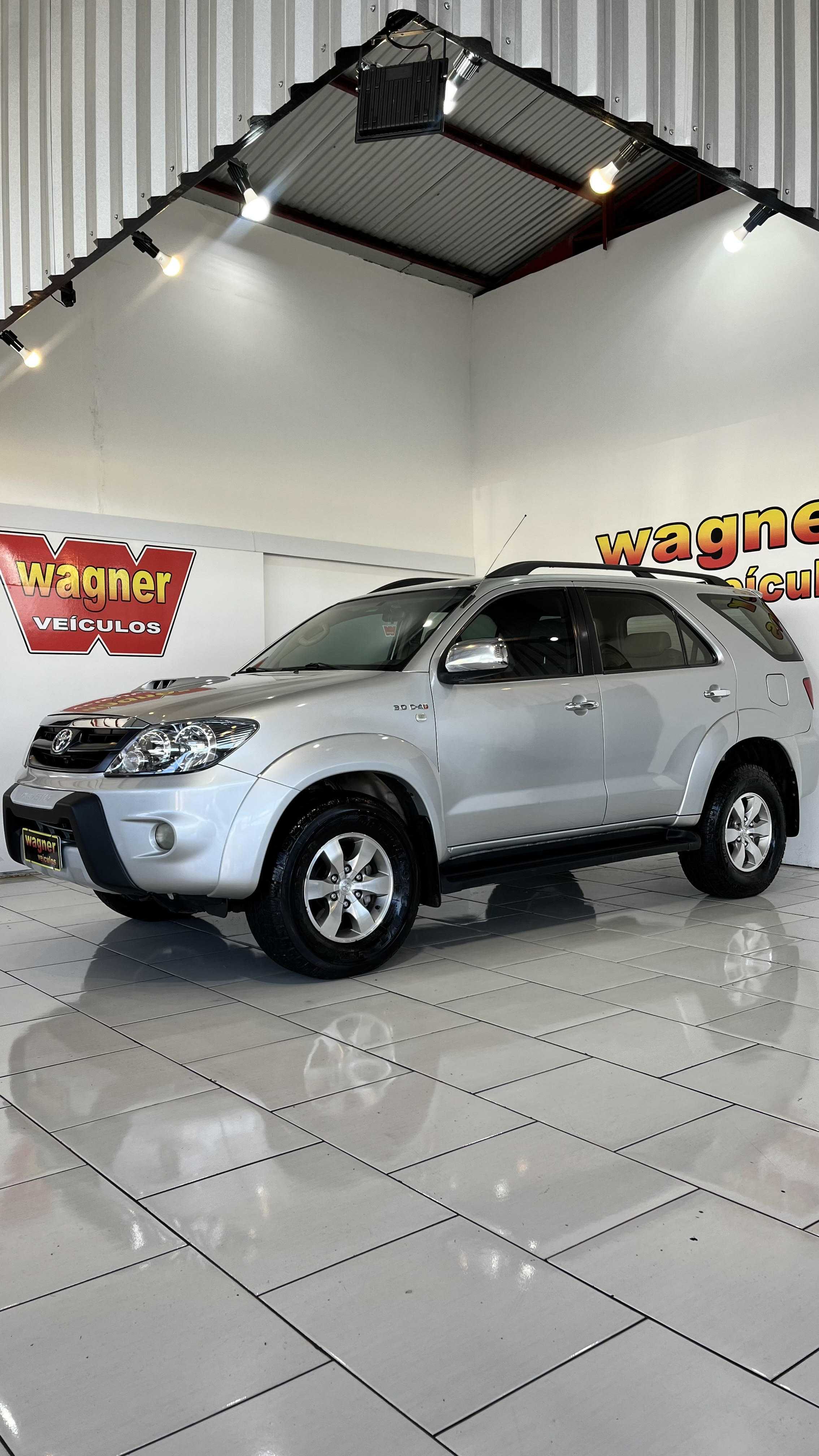 HILUX SW4 SRV 4X4 3.0 TDI DIES