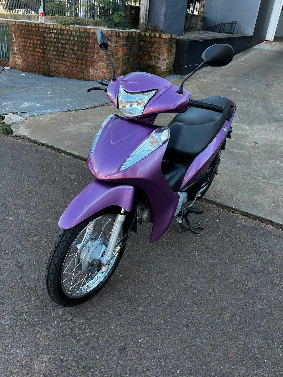 BIZ 125 ES