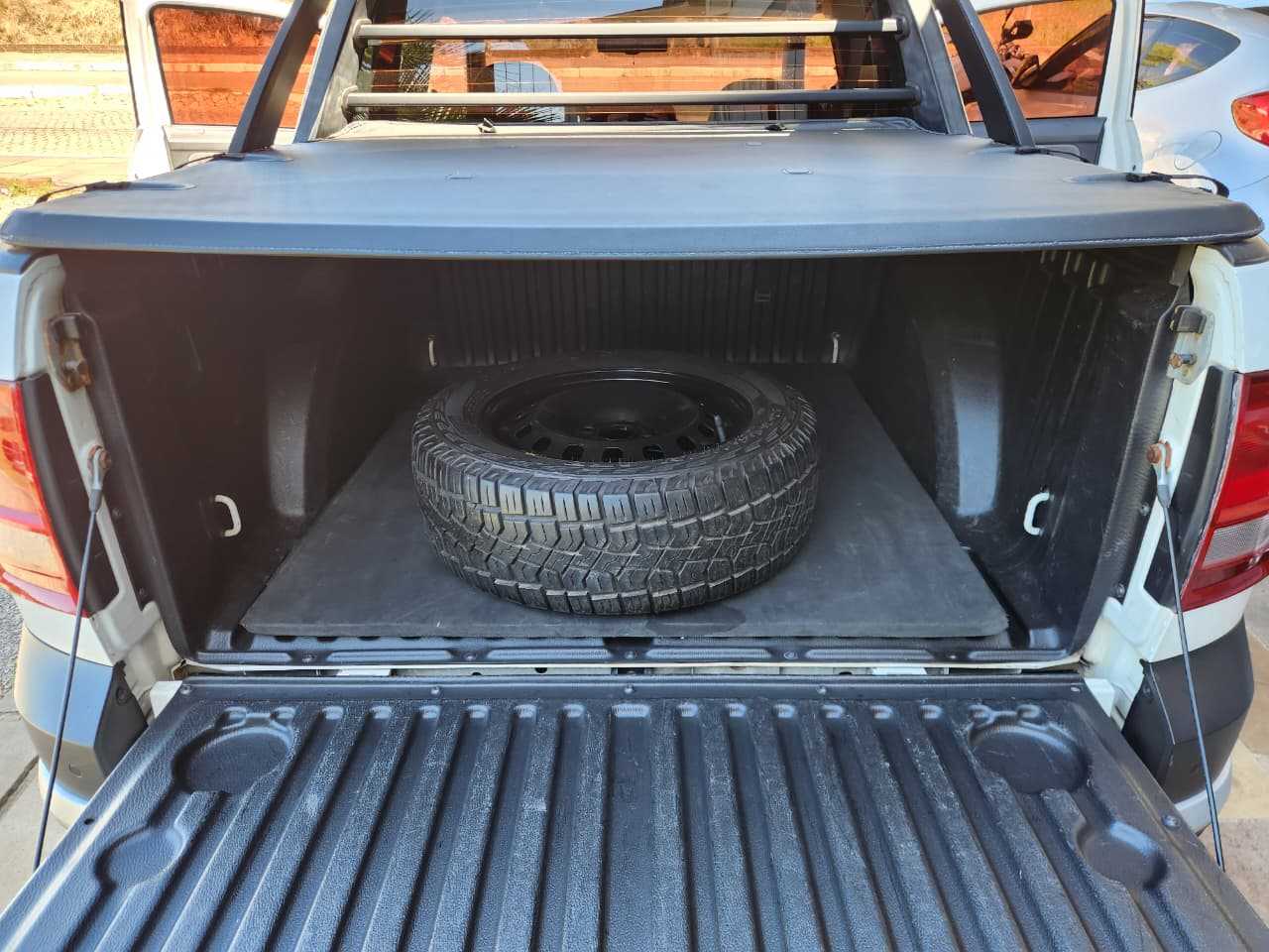 SAVEIRO CROSS 1.6 CD