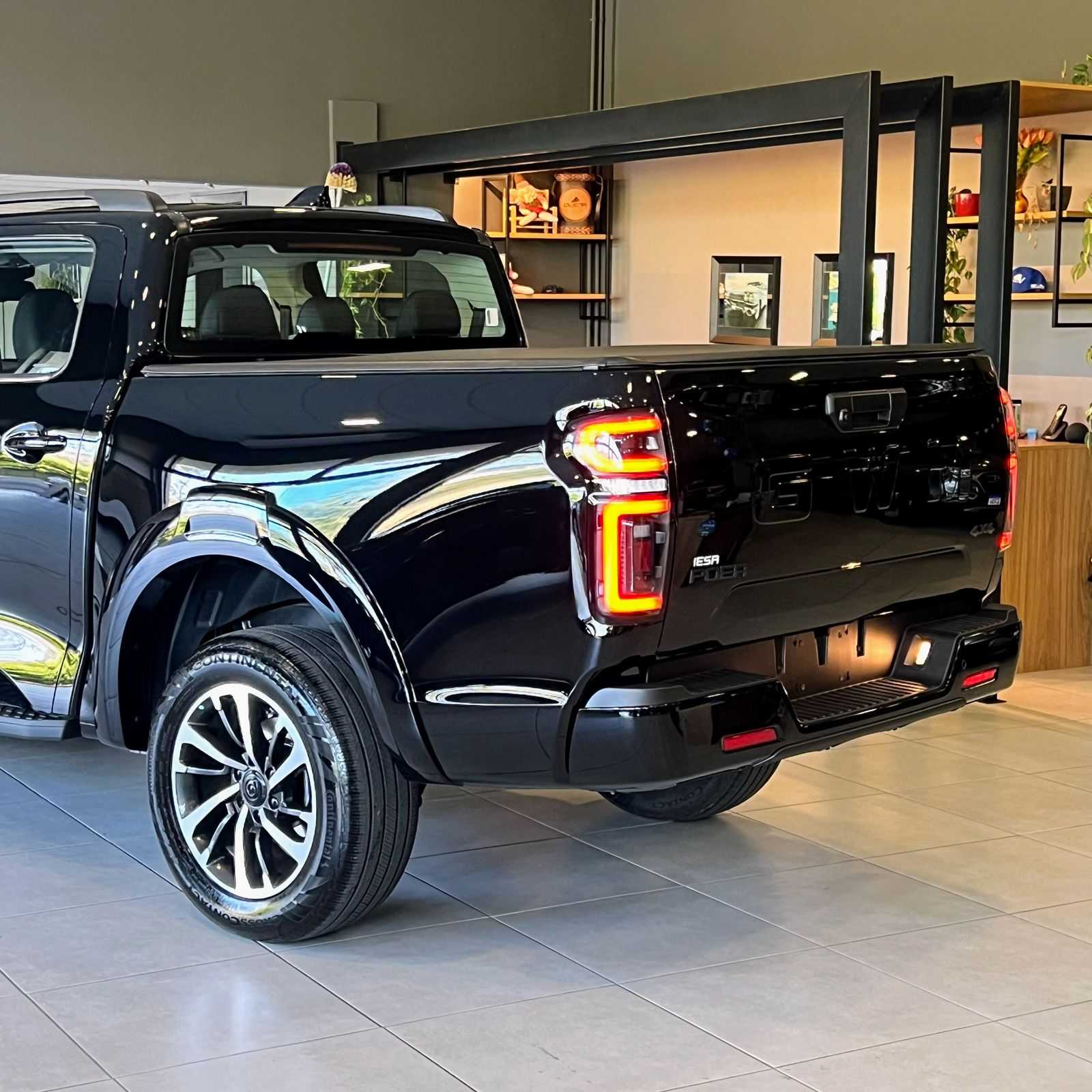 POER P30 EXCLUSIVE 2.4 TDI 4X4