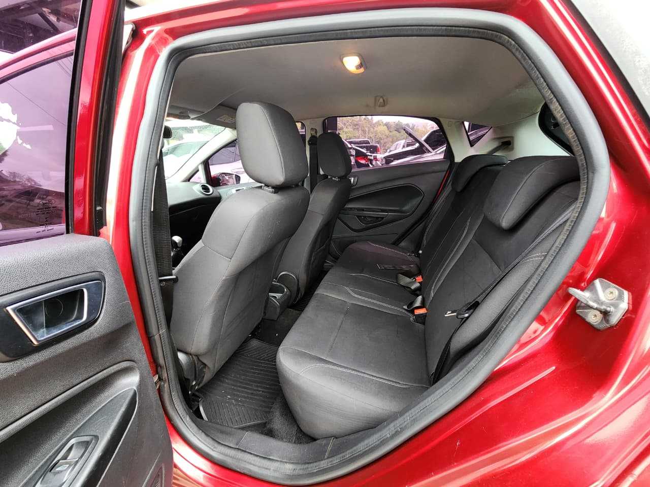 FIESTA 1.6 SE