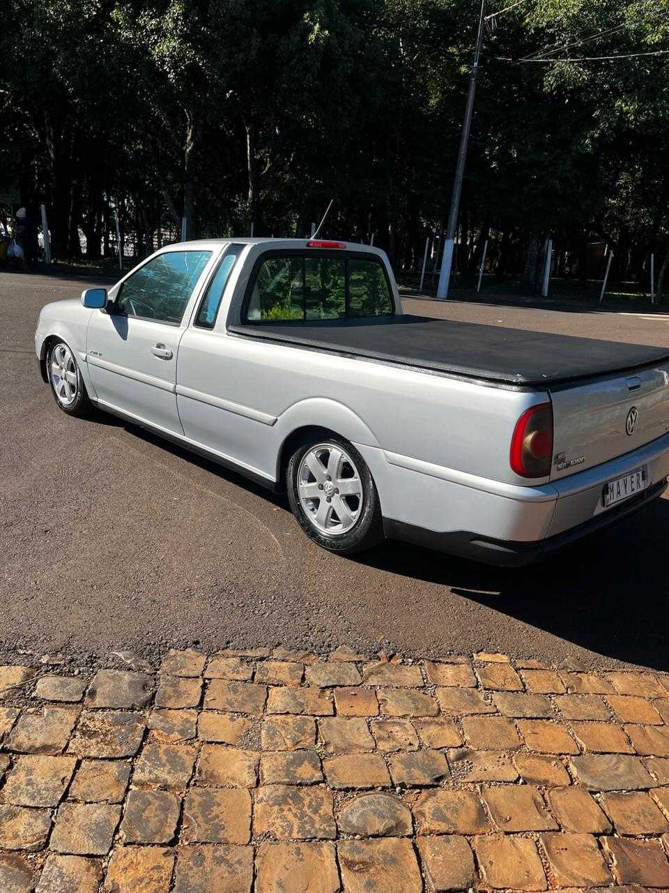 SAVEIRO 1.6 SPORTILINE