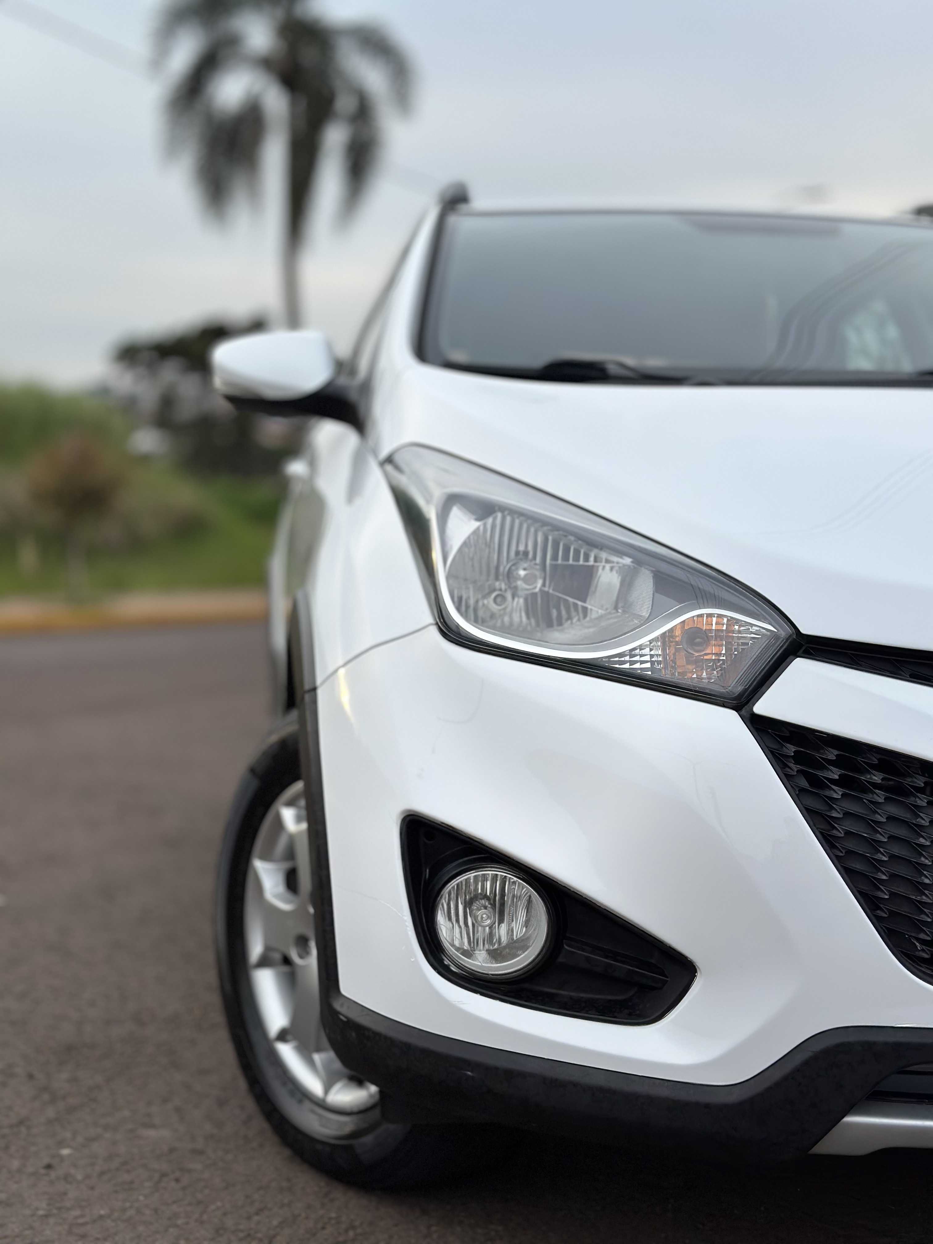 HYUNDAI HB20X 1.6 FLEX AUT.