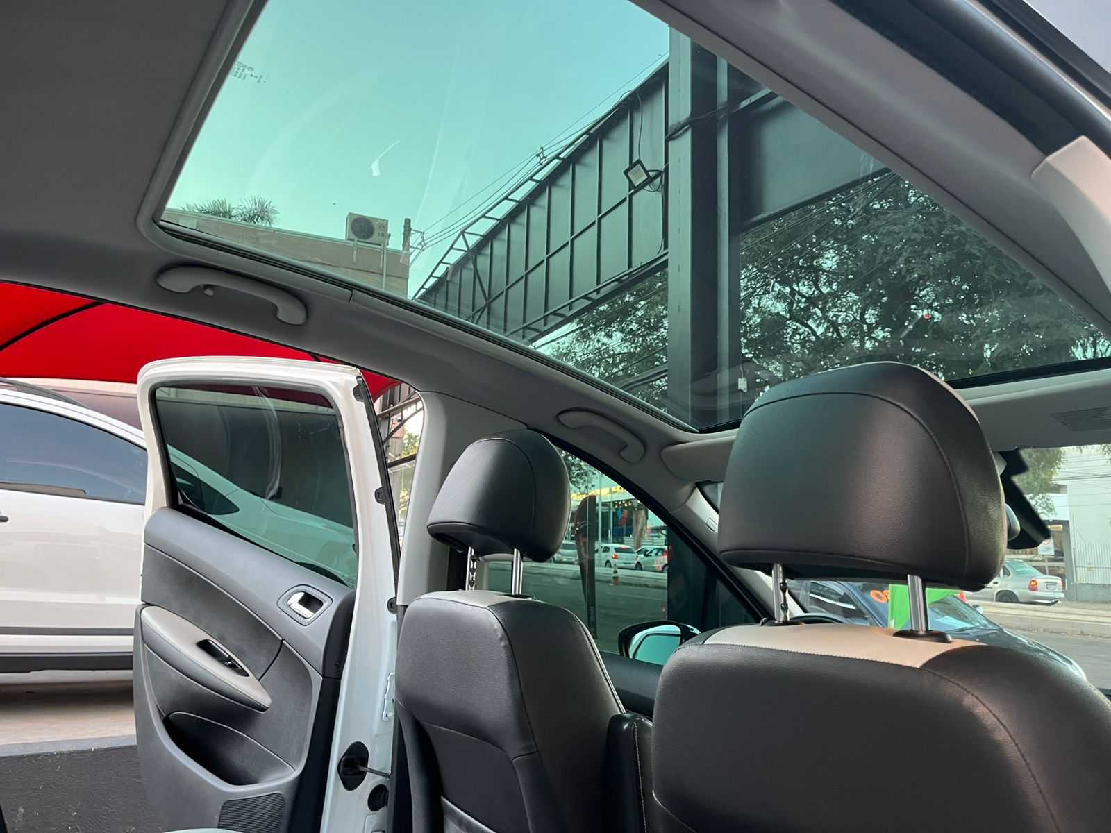 308 ROLAND GARROS 1.6 THP