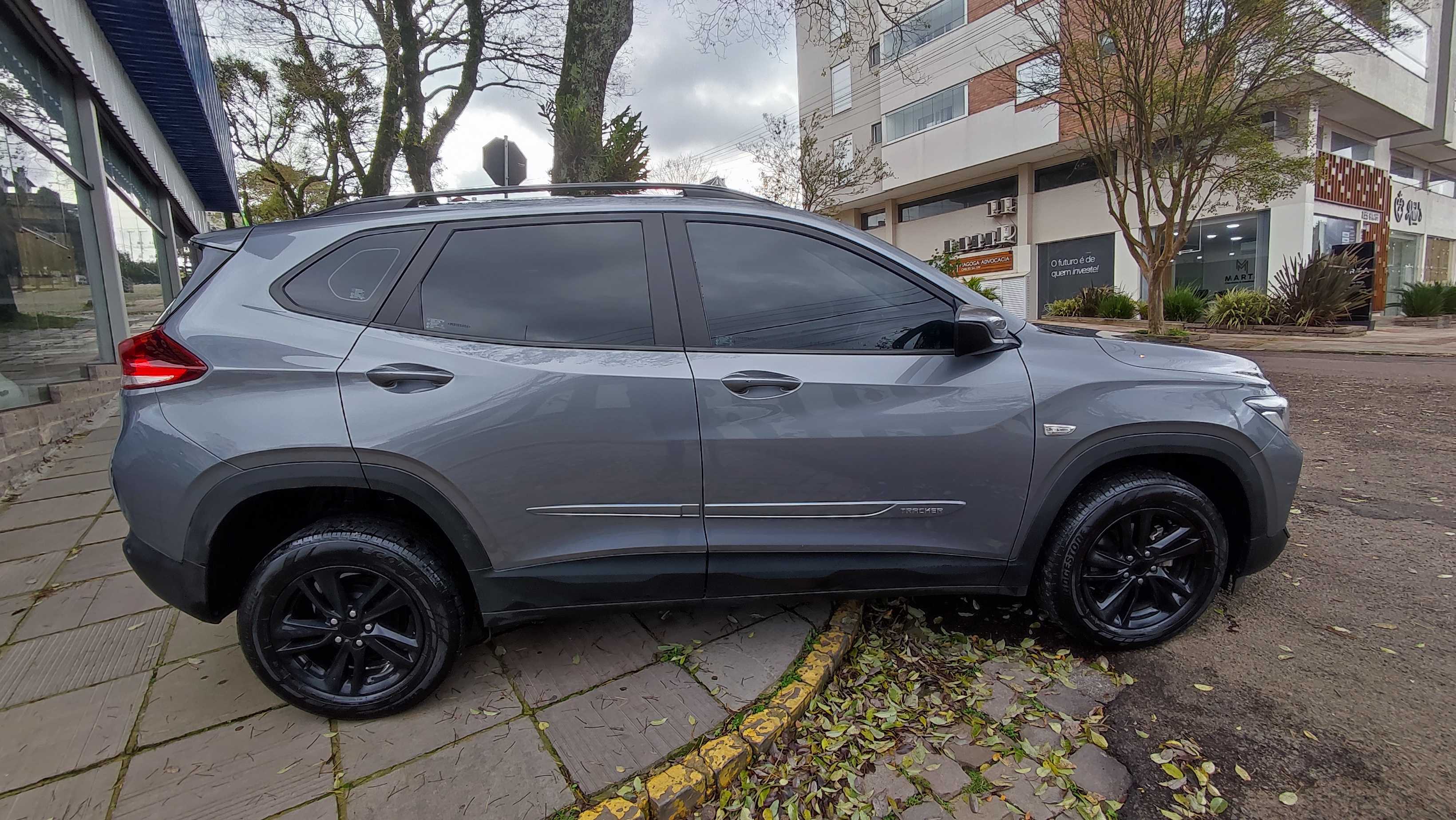 TRCKER 1.0 TURBO AUTOMATIC