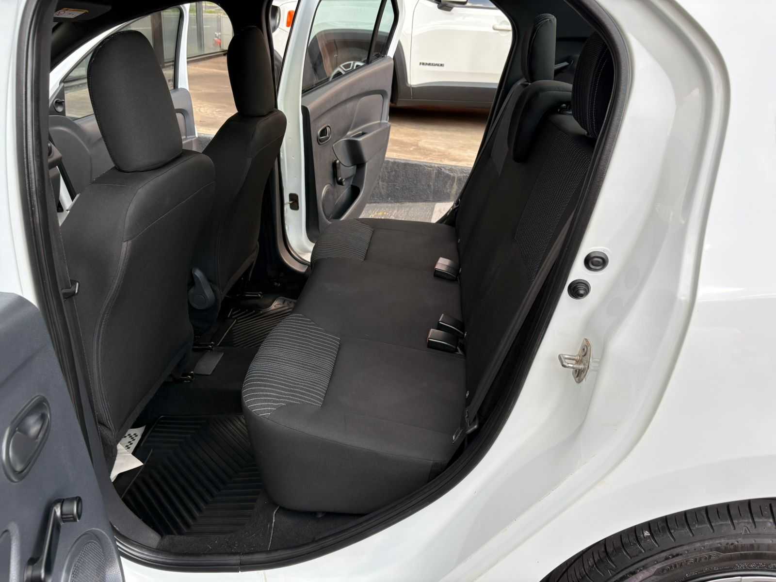 LOGAN LIFE 1.0 COMPLETO