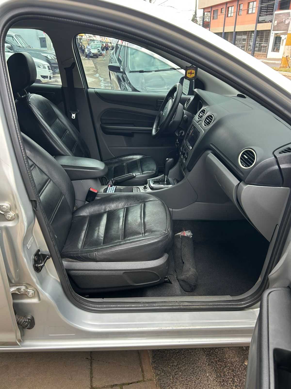 FOCUS 2.0 SEDAN AUT.