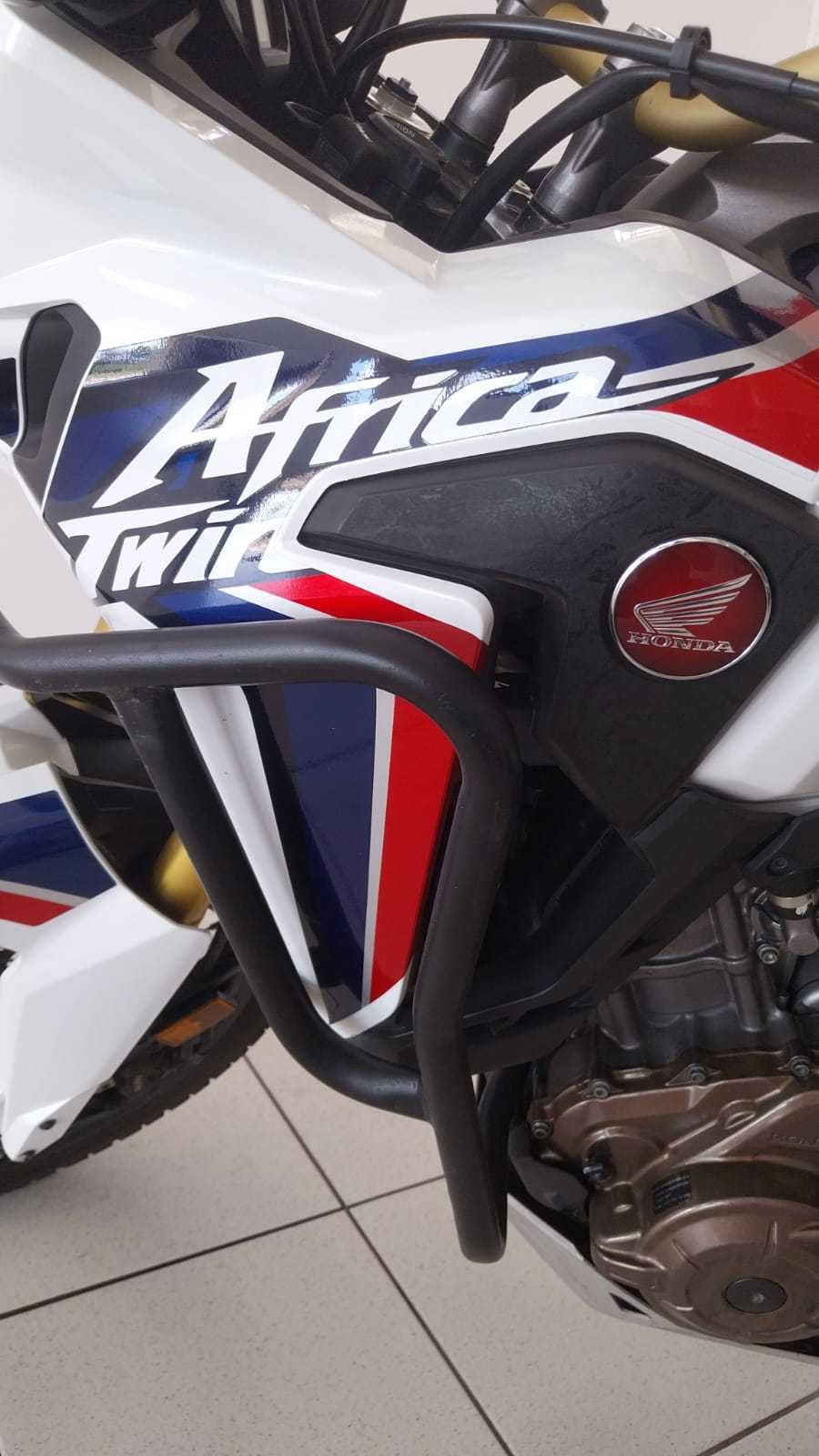 AFRICA TWIN