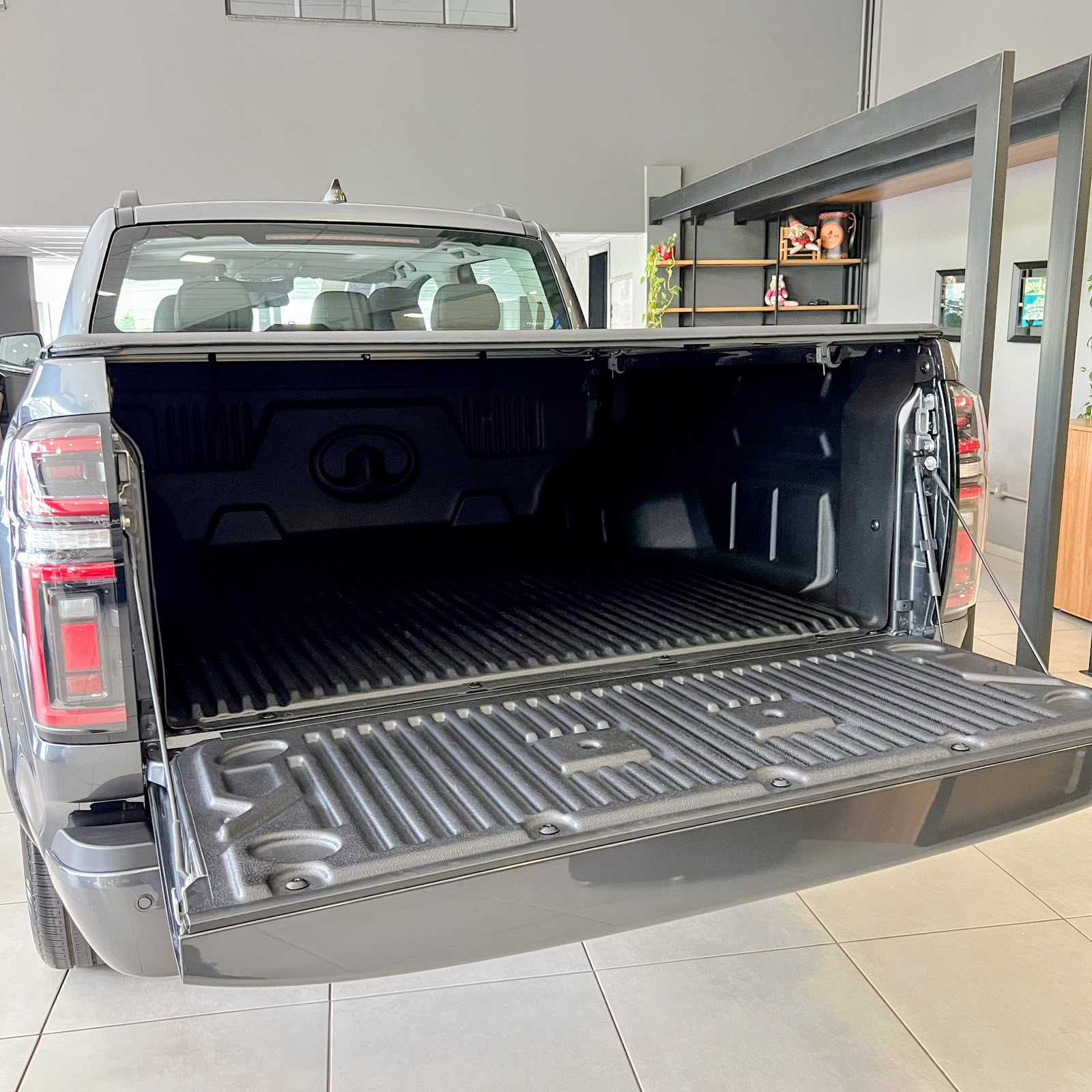 POER P30 EXCLUSIVE 2.4 TDI 4X4