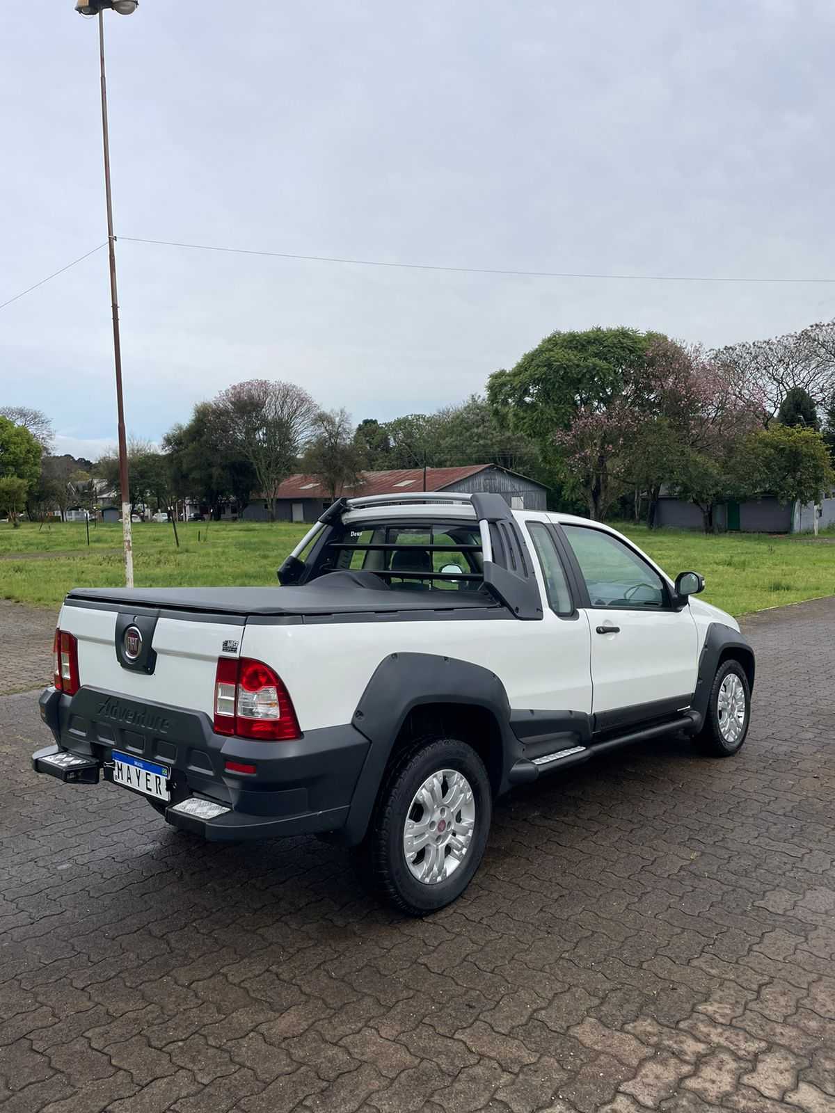 STRADA ADVENTURE LOCKER 1.8 CE