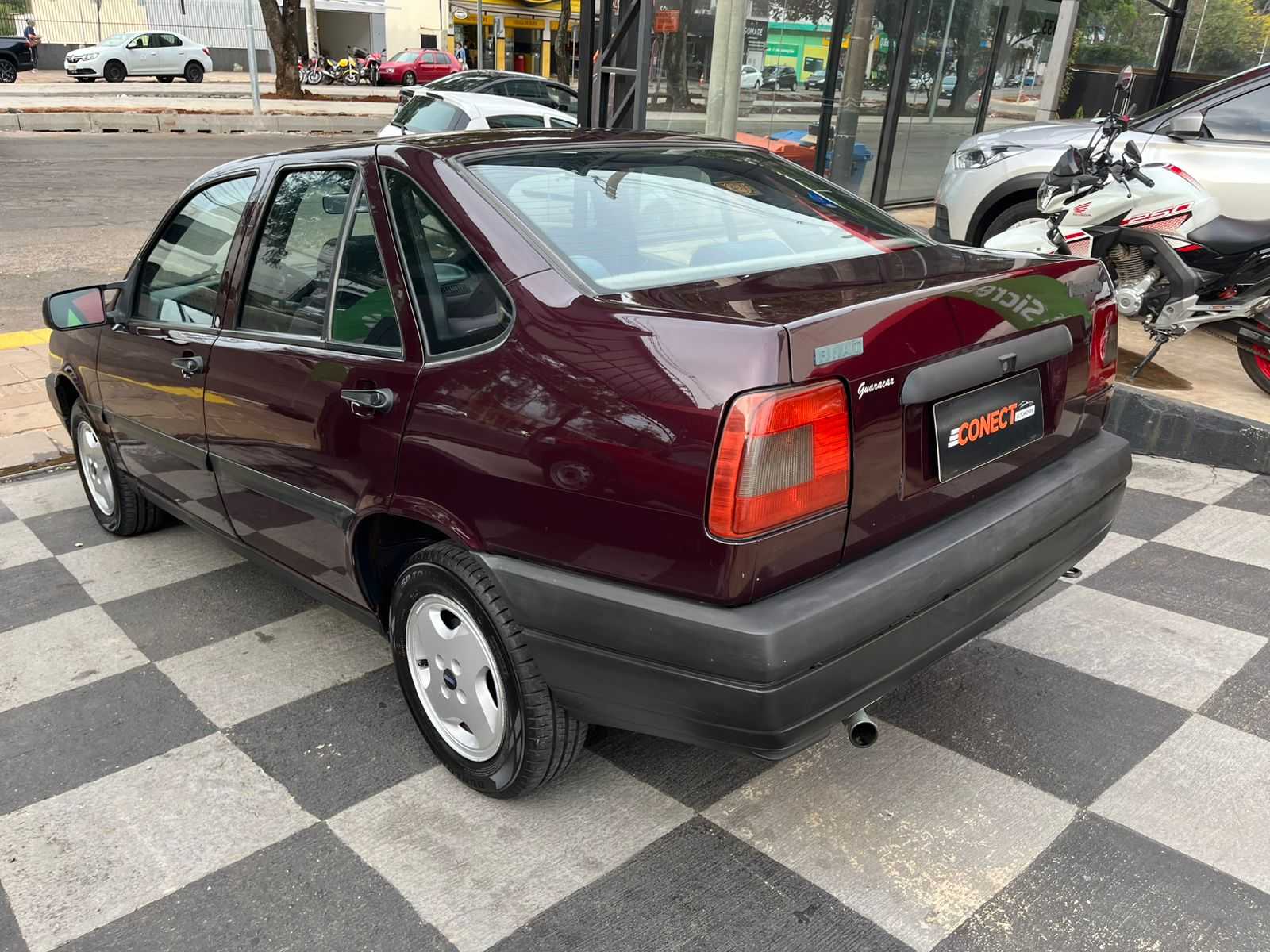 TEMPRA 2.0 IE PLACA PRETA