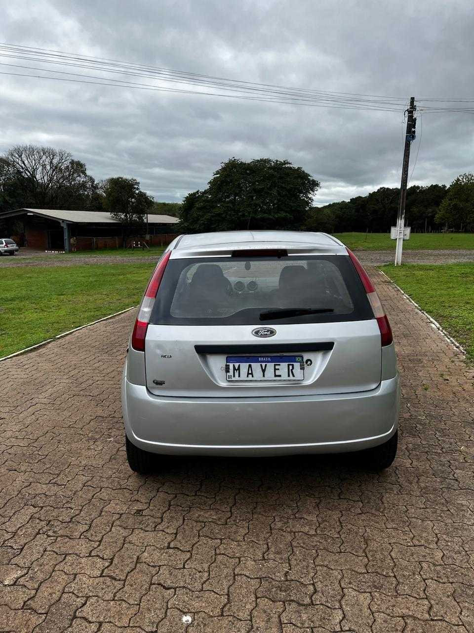 FIESTA 1.0 8V