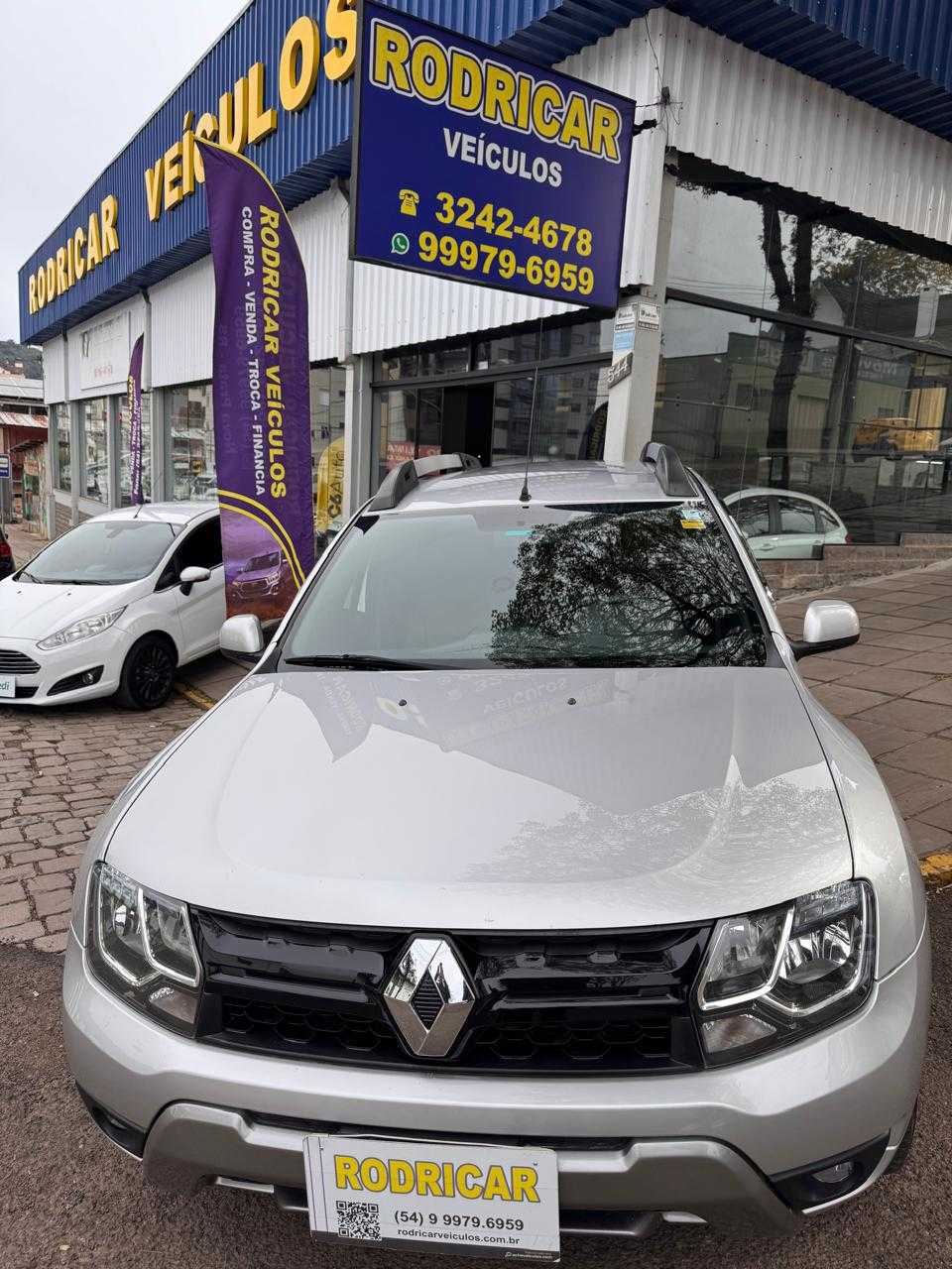 DUSTER 2.0 AUTOMATIC. FLEX 4X2