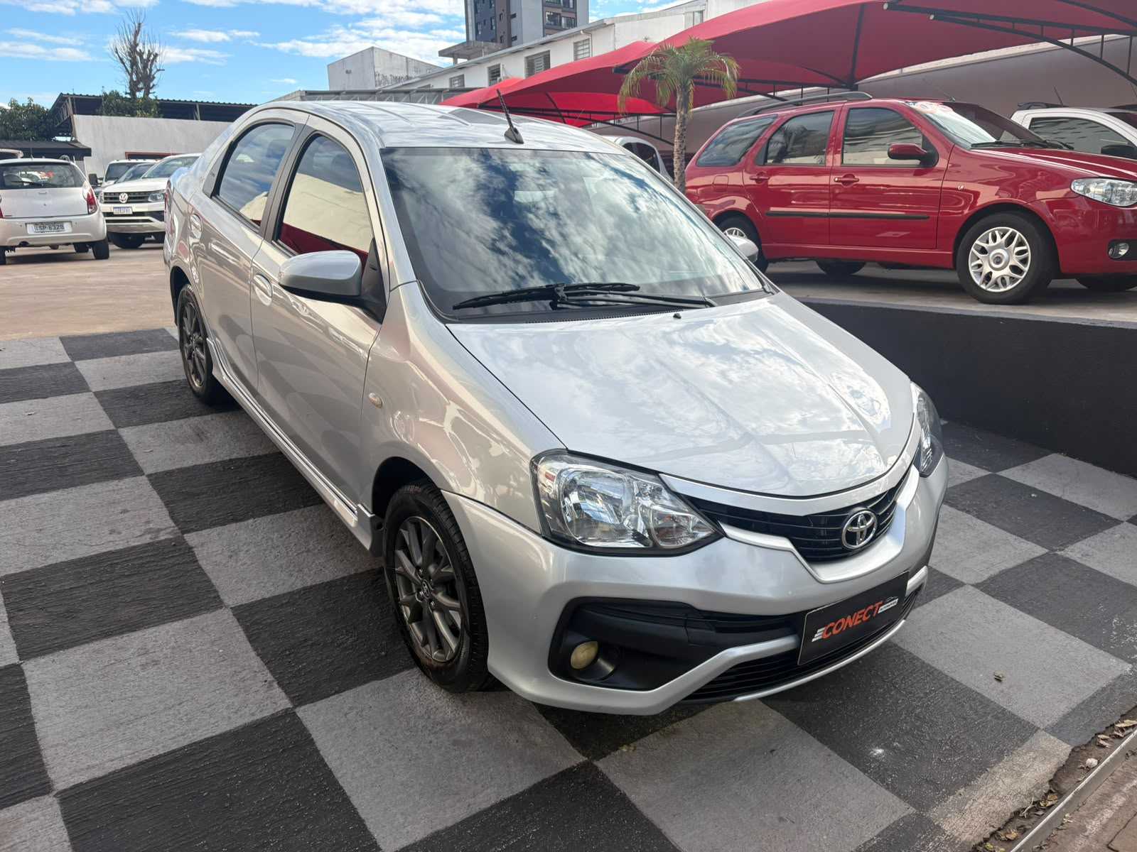 ETIOS SEDAN 1.5 AT