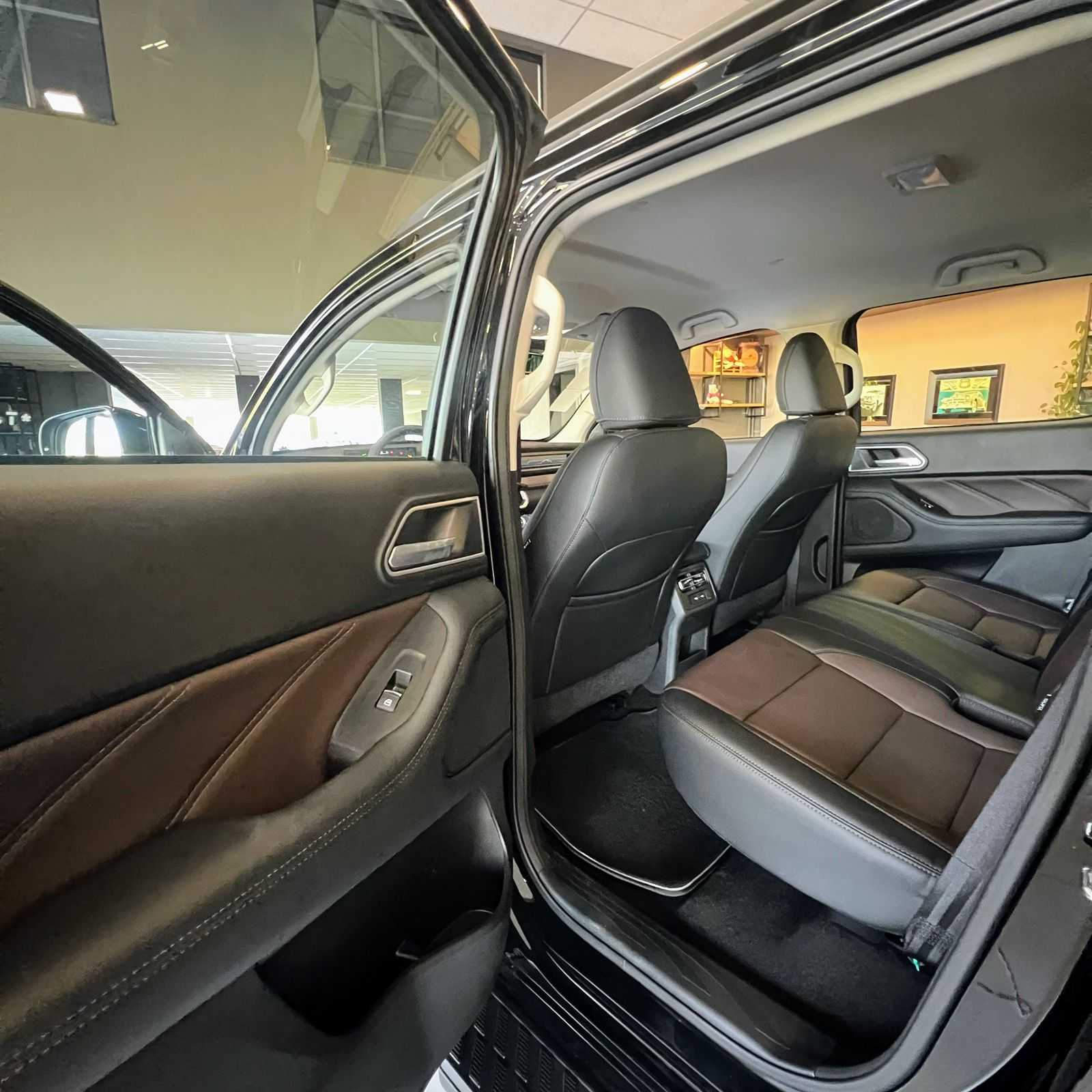 POER P30 EXCLUSIVE 2.4 TDI 4X4