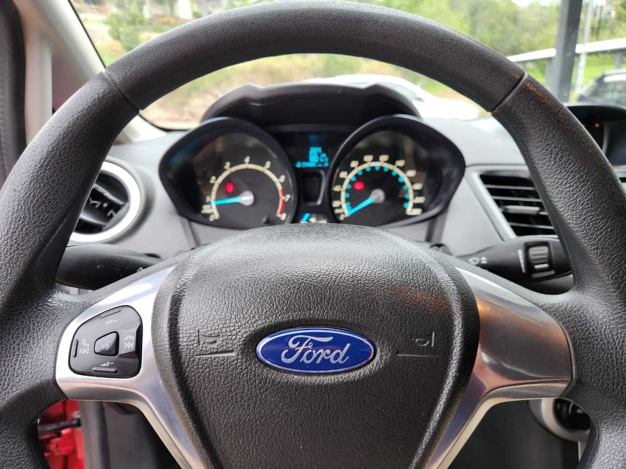 FIESTA 1.6 SE