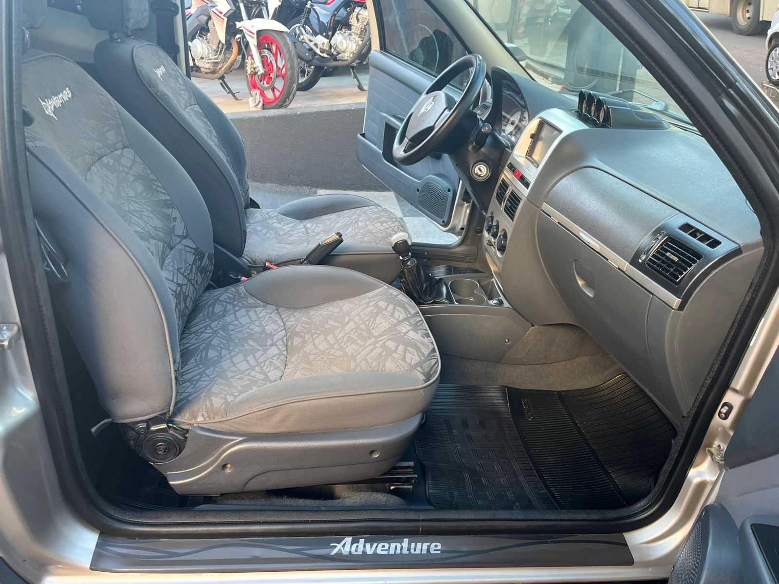 STRADA ADVENTURE 1.8 CD