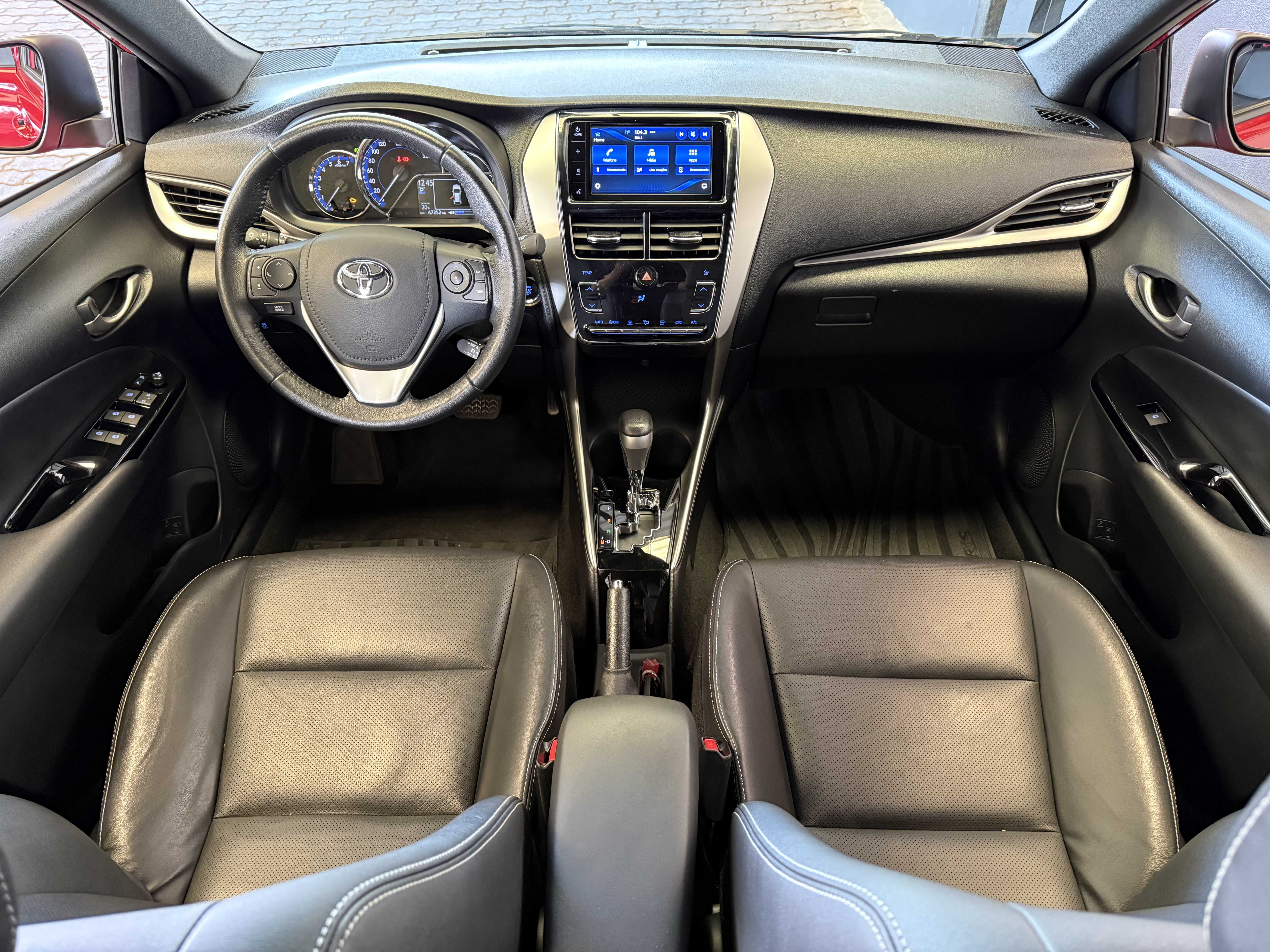 YARIS 1.5 XS AUTOMÁTICO