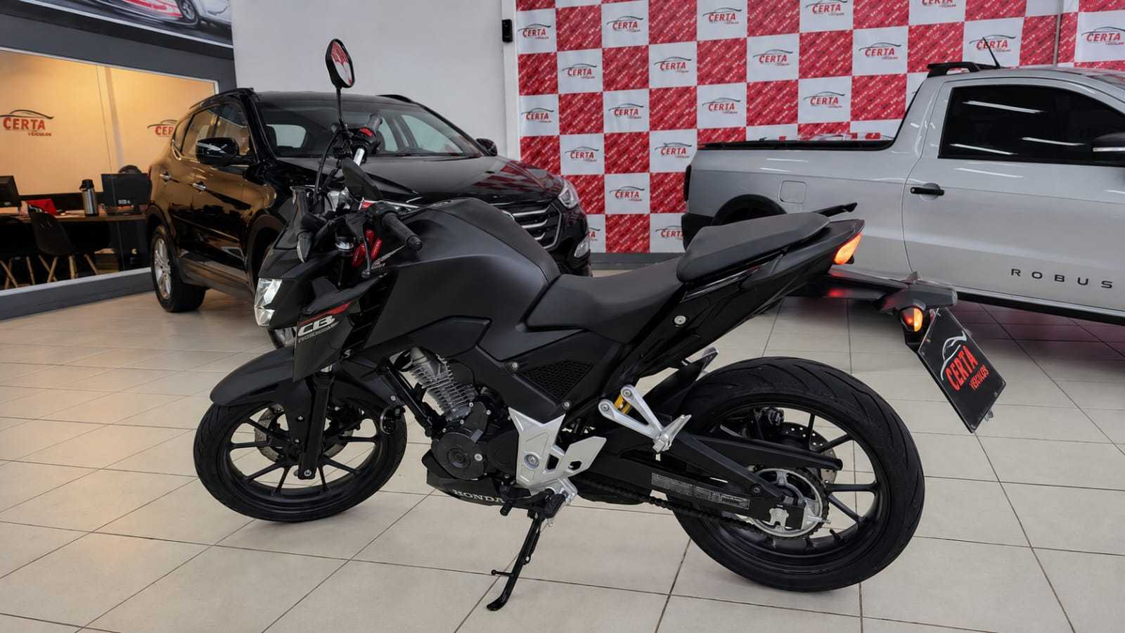 CB 300F TWISTER CBS