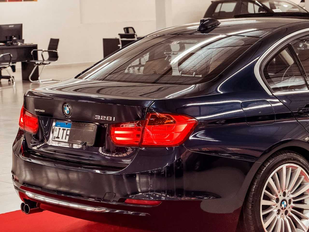 328I 2.0 TB LUXURY 16V AUT