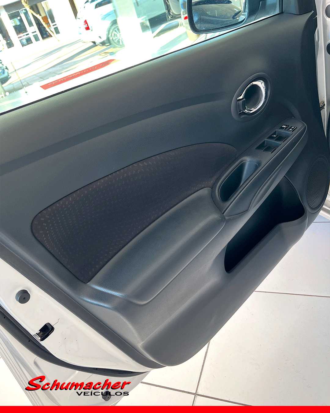 VERSA 1.6 AUT