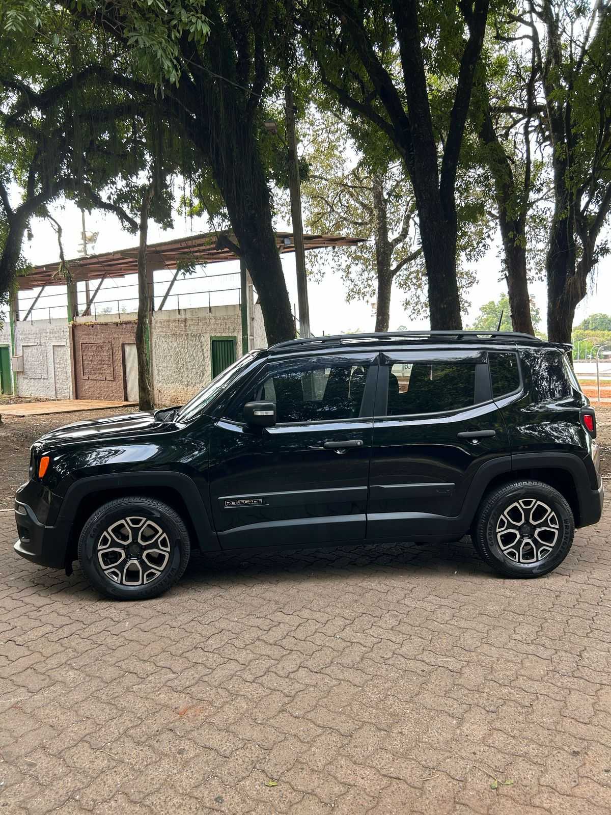 RENEGADE 1.8 4X2 FLEX AUT