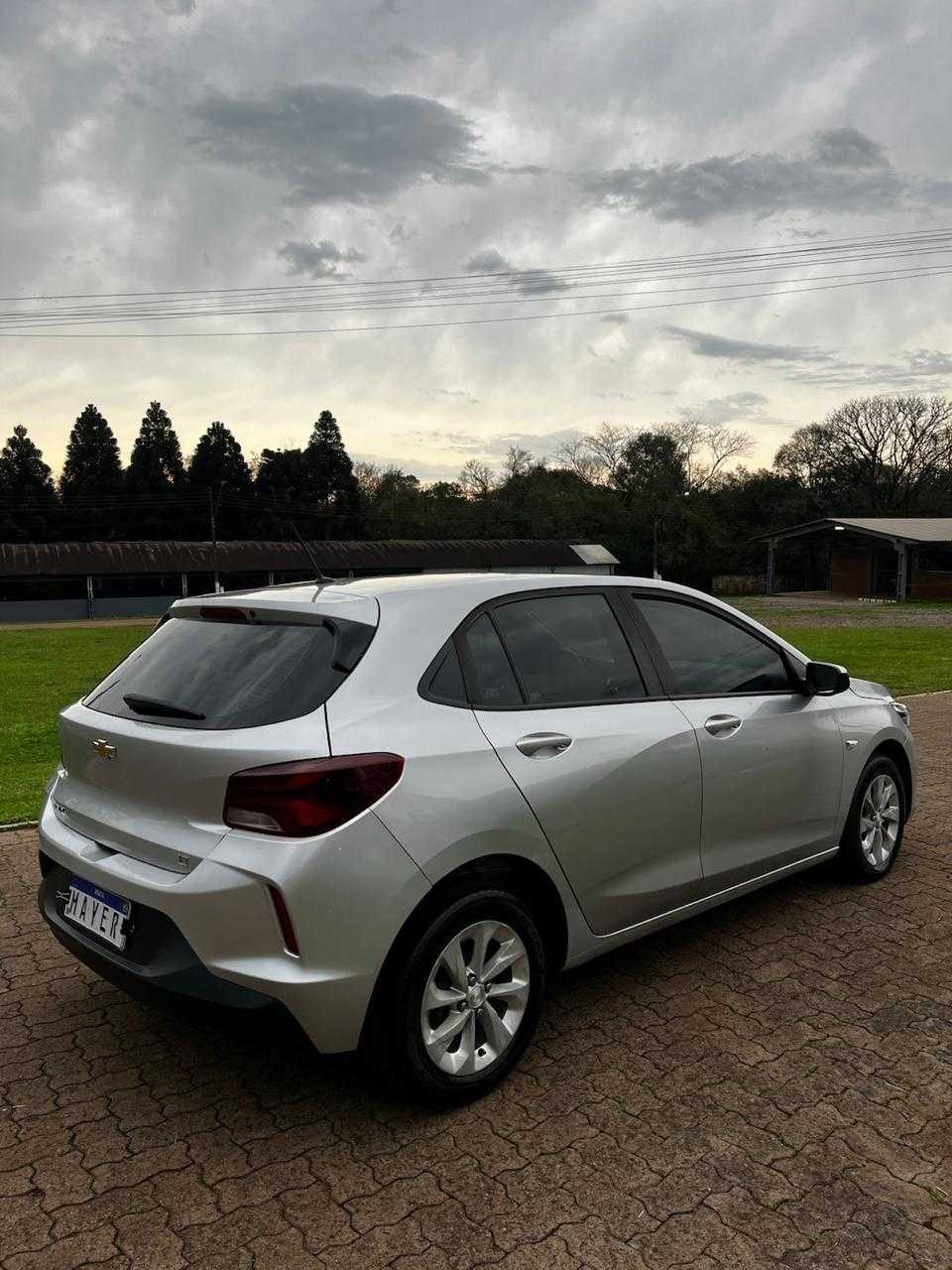 ONIX HATCH LT 1.0