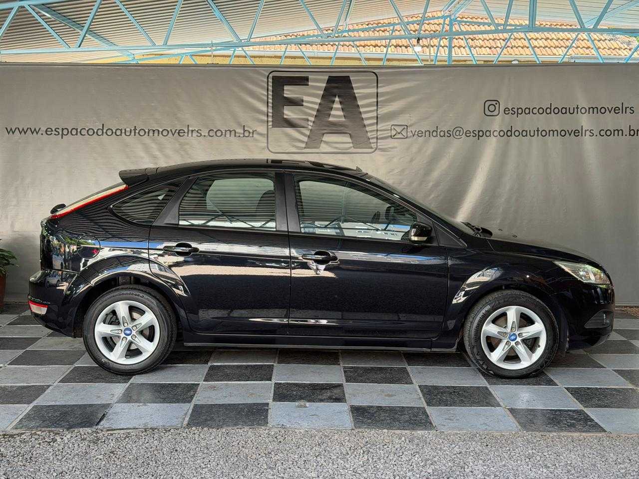 FOCUS 2.0 GLX 16V GASOLINA AUT