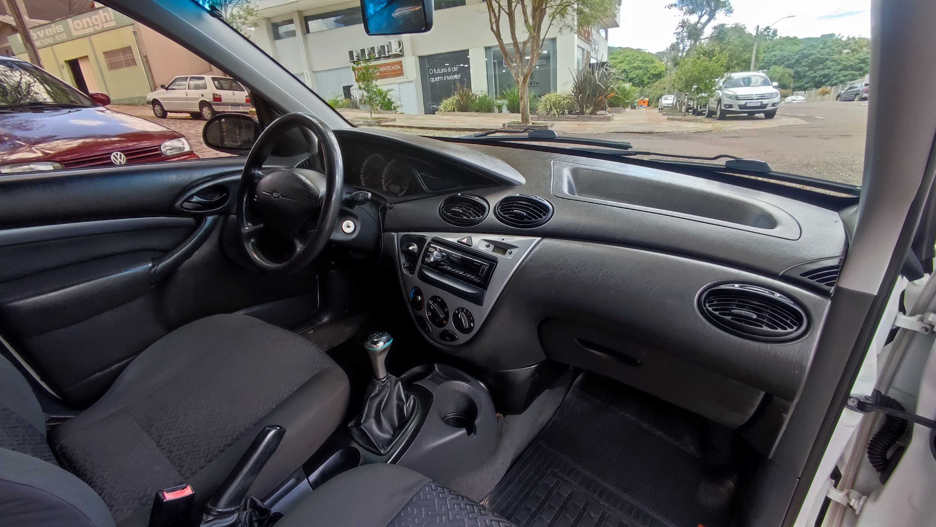 FOCUS HA. 1.6 FLEX COMPLETO