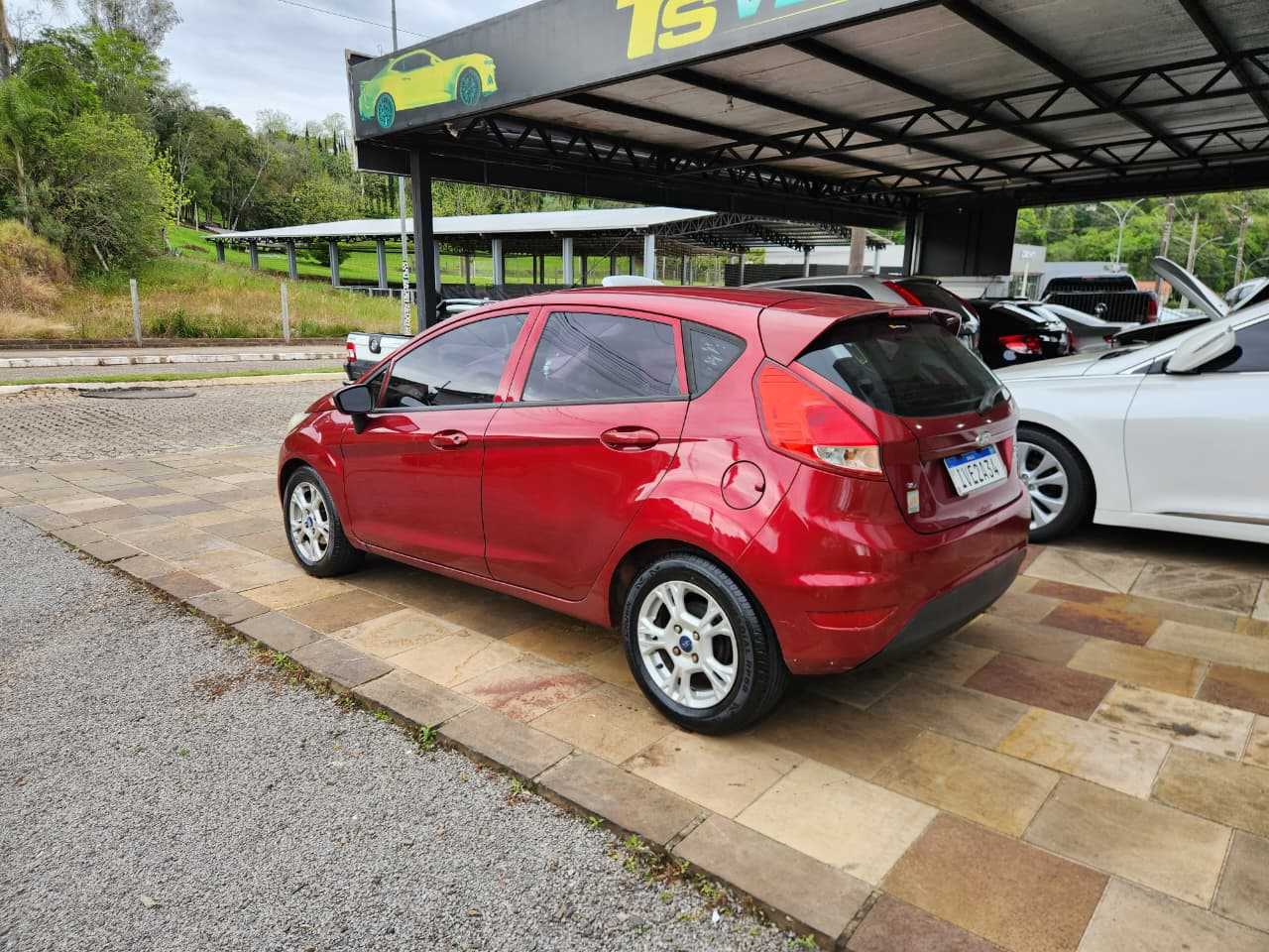 FIESTA 1.6 SE