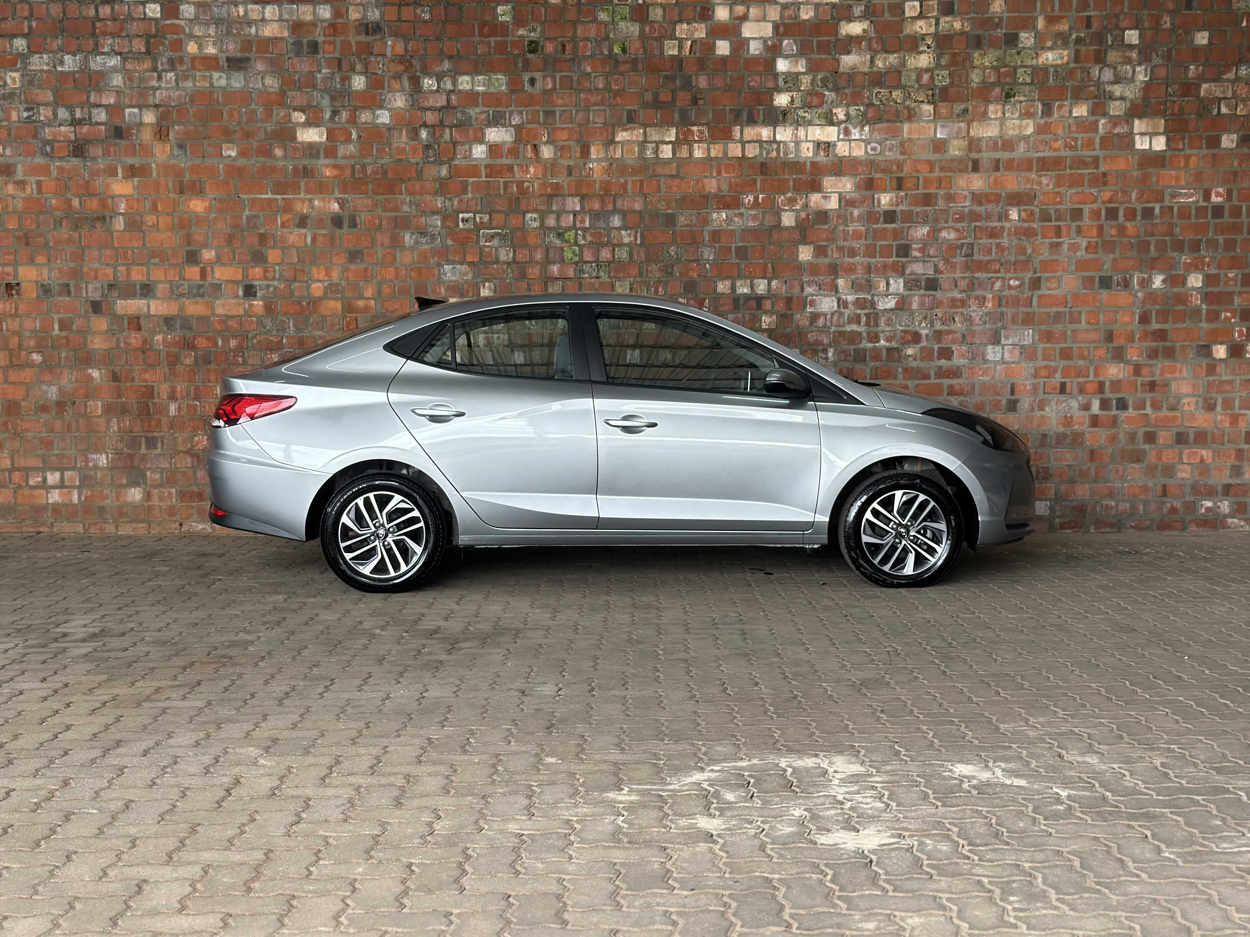 HB20S PLATINUM 1.0 TURBO localizado em Erechim no estado de RS