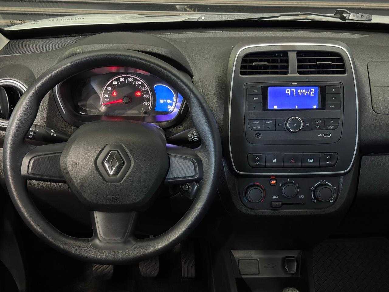 KWID ZEN 1.0 / COMPLETO