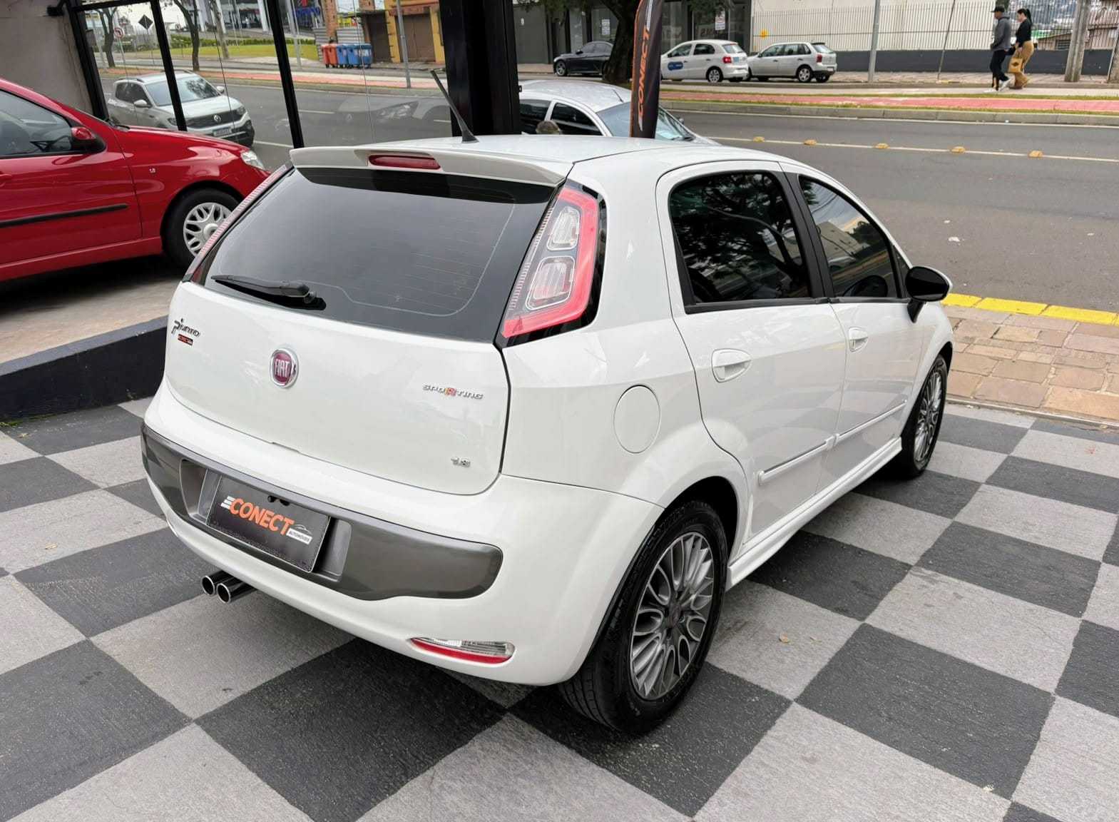 PUNTO SPORTING 1.8 AT