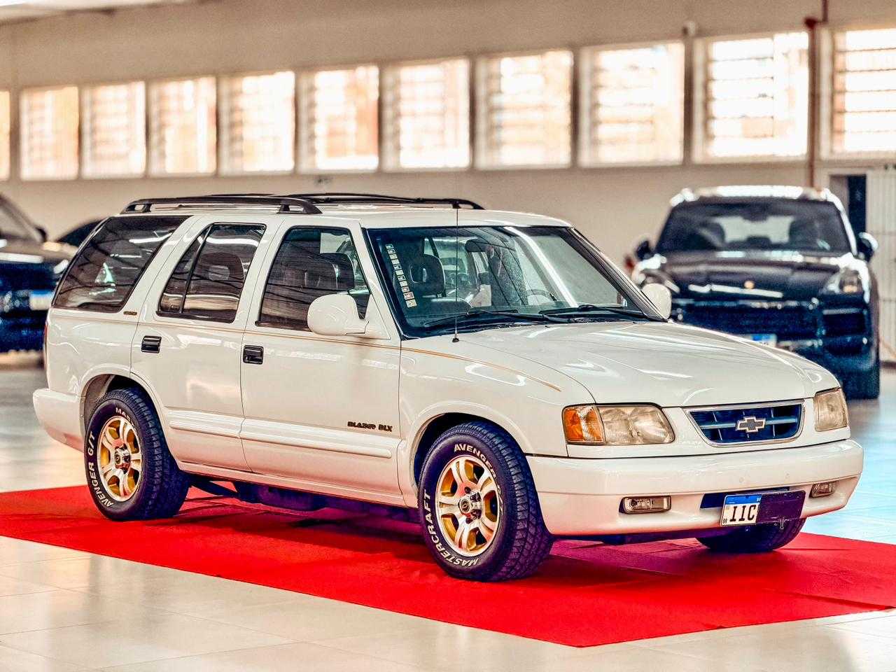 BLAZER 4.3 DXL EXECUTIVE V6 MT