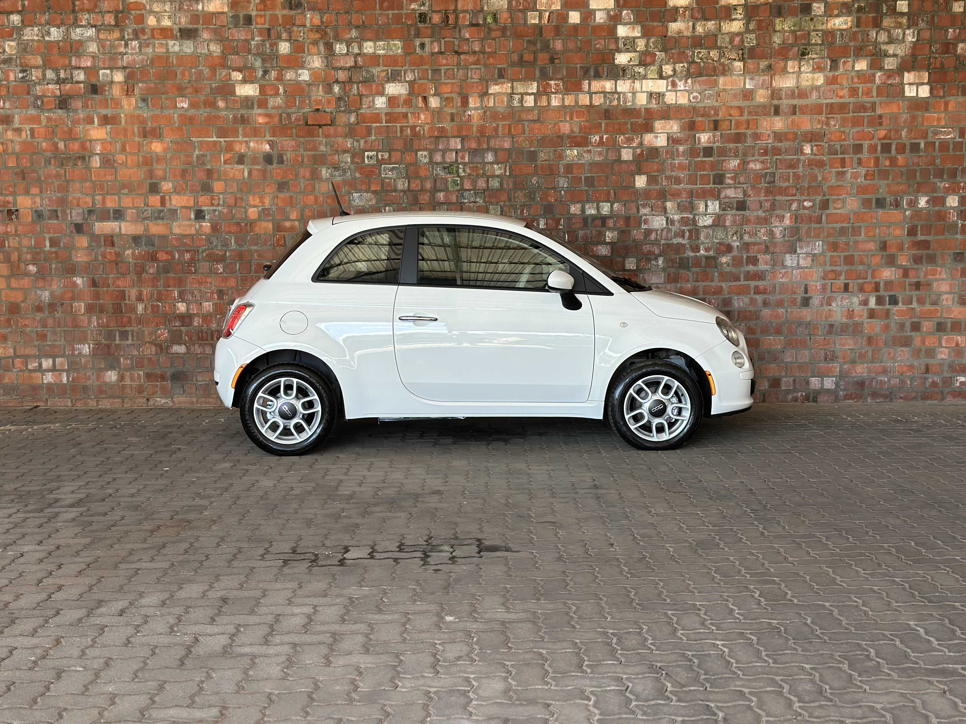 FIAT 500 CULT 1.4 FLEX AT