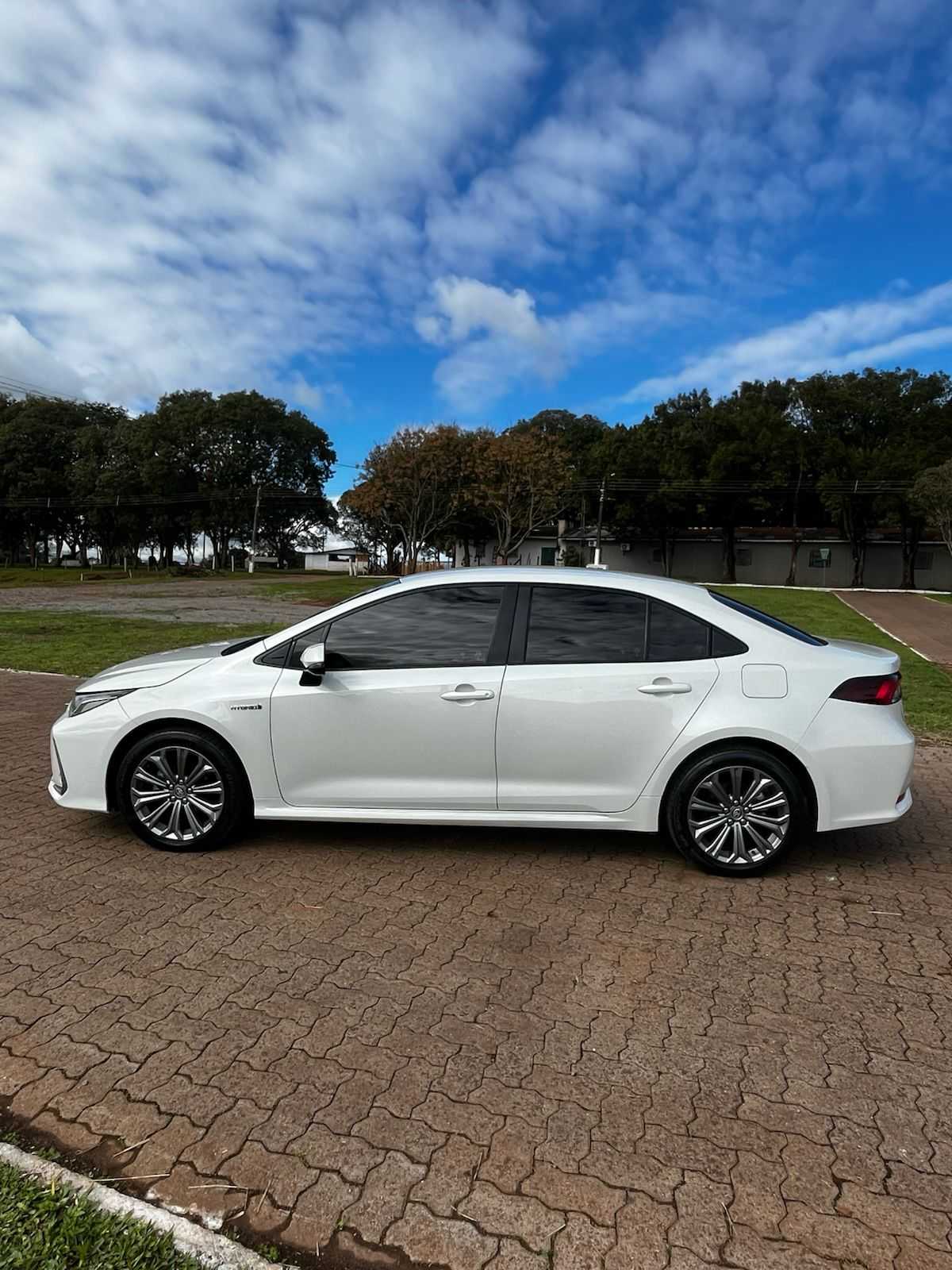 COROLLA ALTIS 1.8