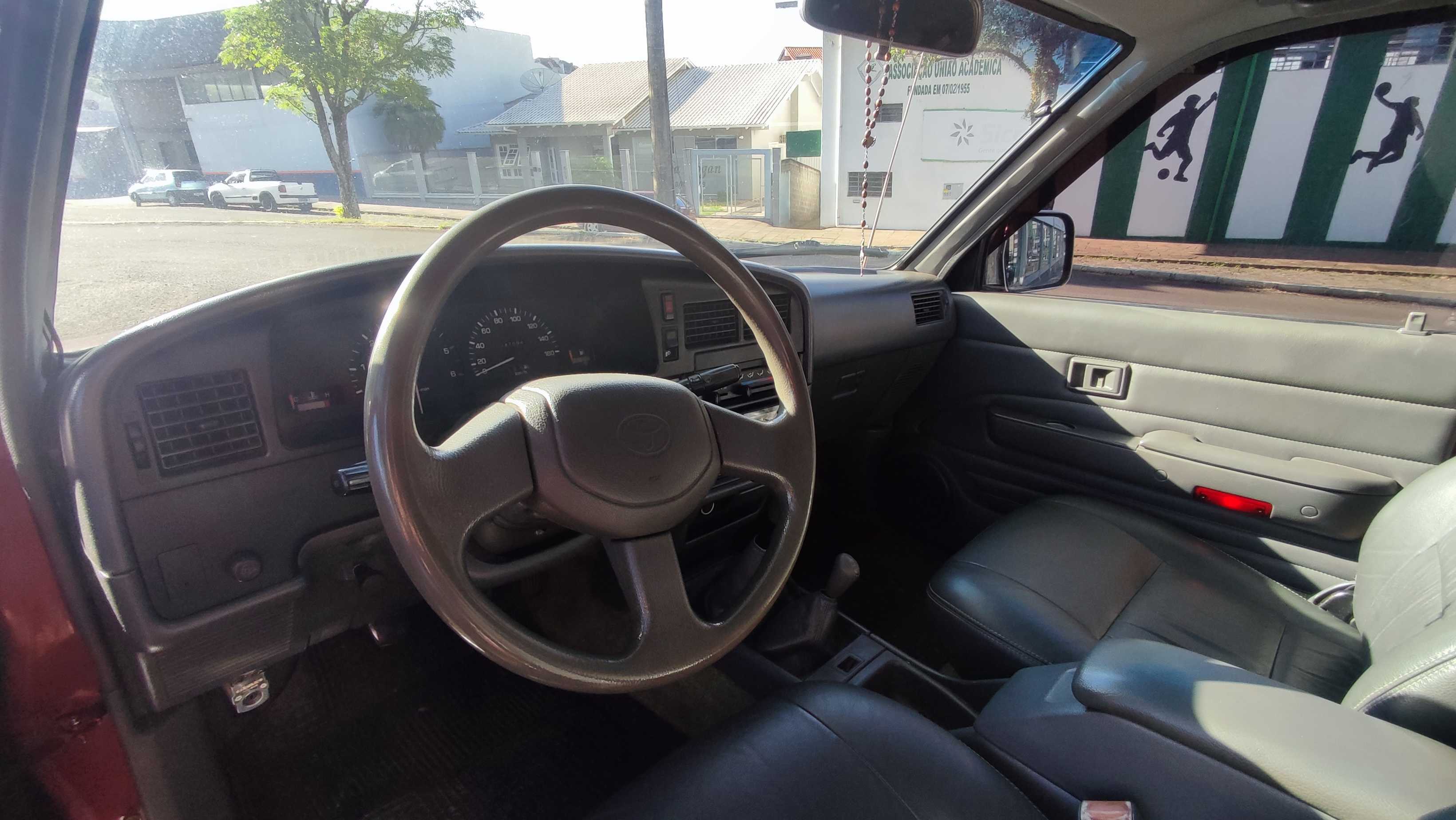 HILUX 4CD SR5 4X4 DIESEL