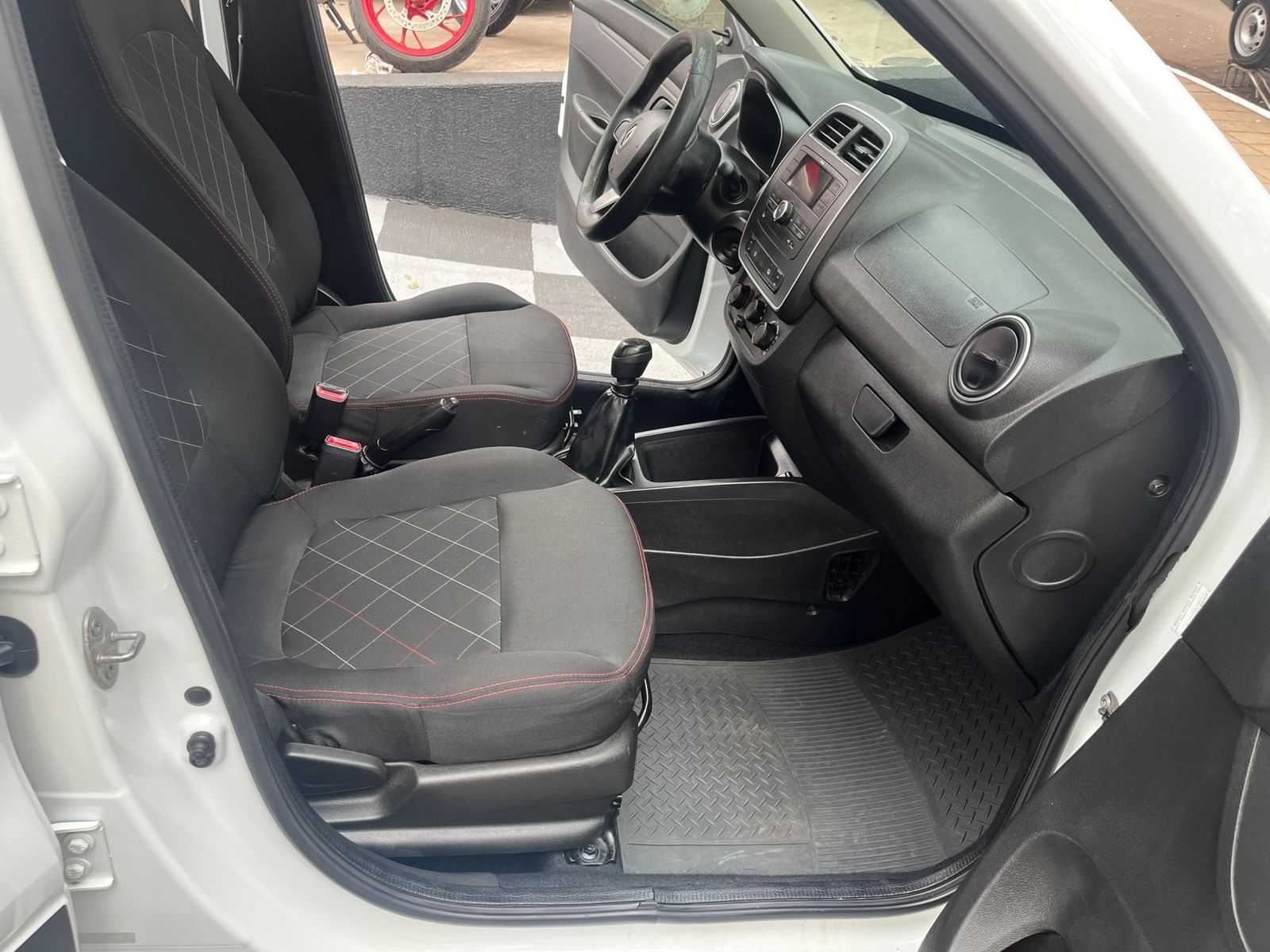 KWID ZEN 1.0 COMPLETO