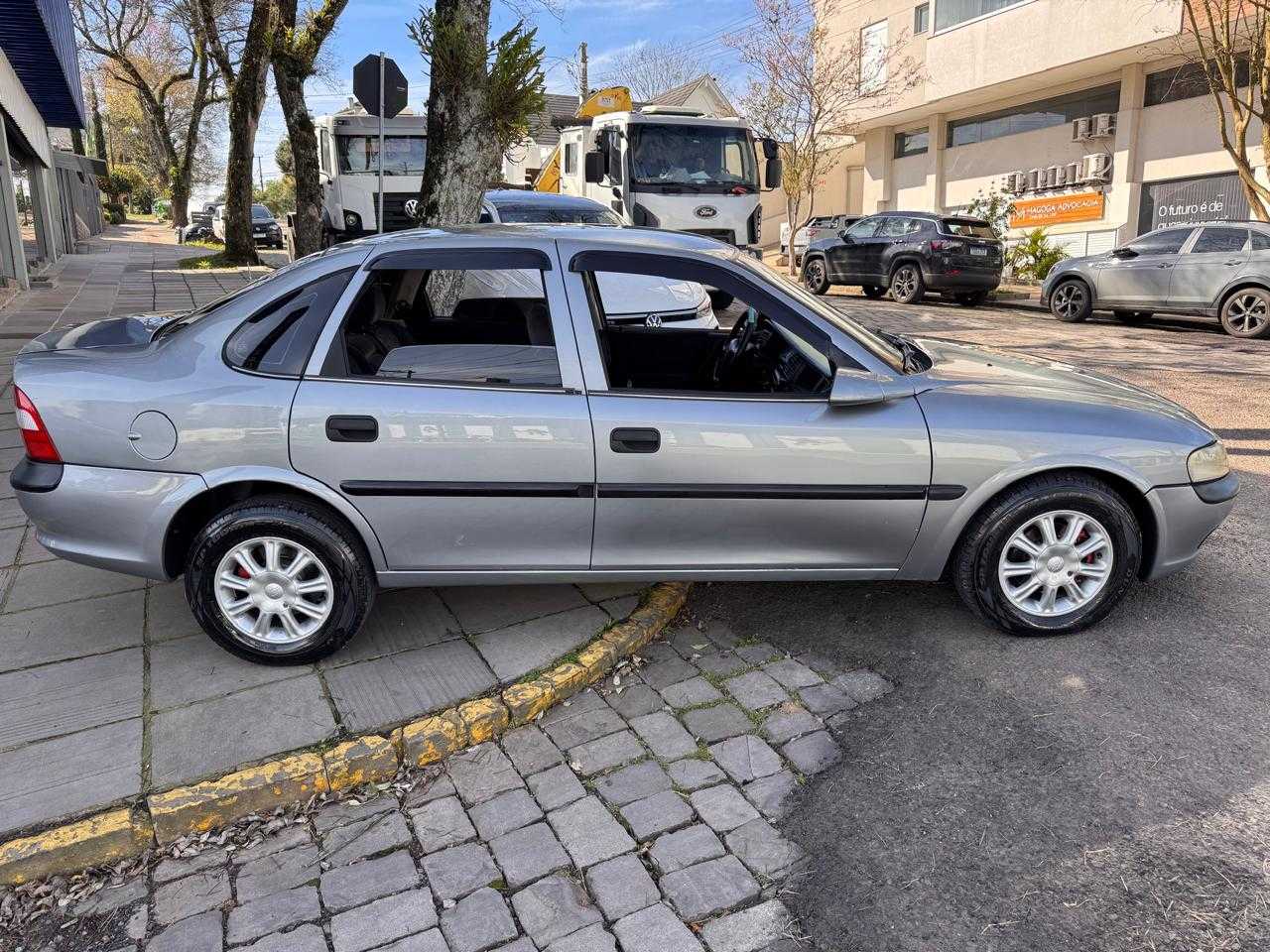 VECTRA  GLS 8 VALVULAS