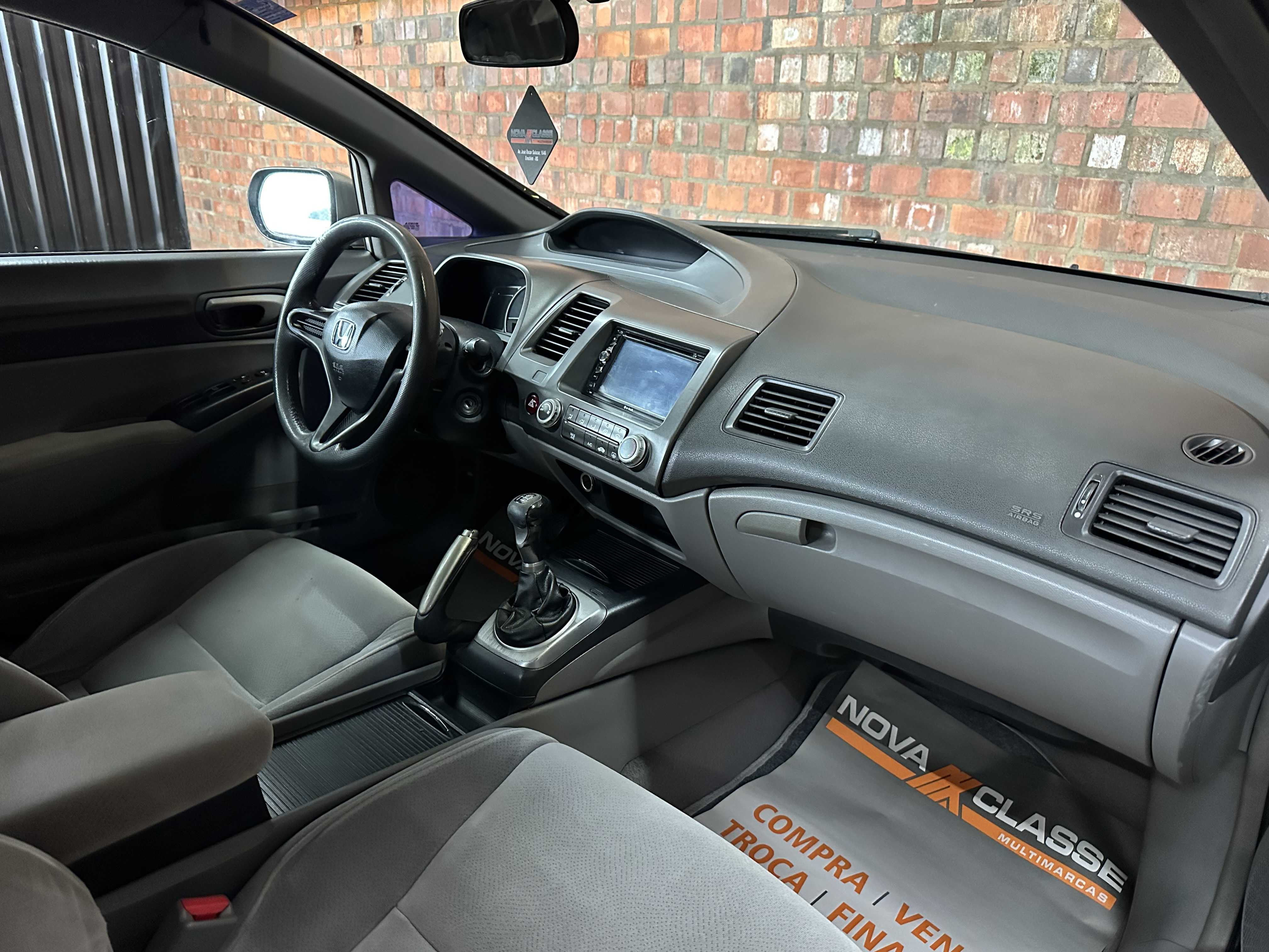 CIVIC LXS 1.8 MANUAL
