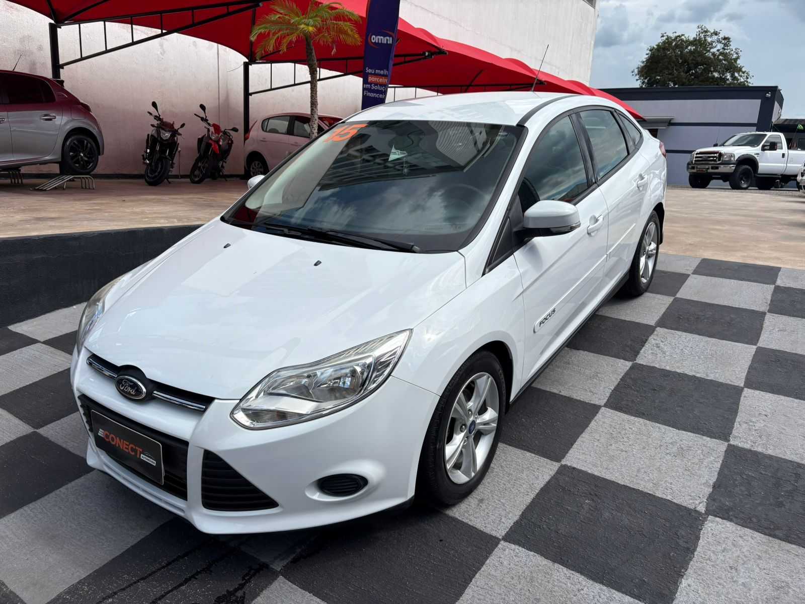 FOCUS SEDAN 2.0 AUT