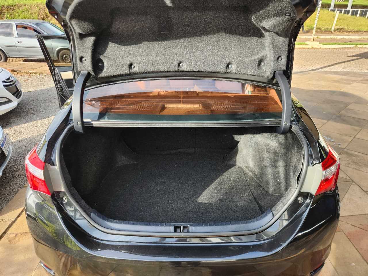 COROLLA ALTIS 2.0 AUT