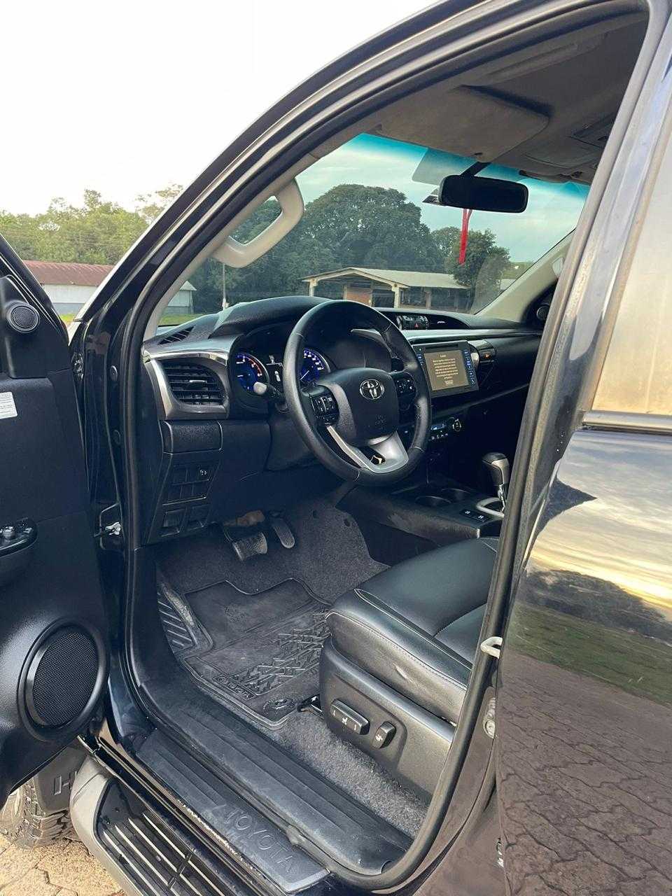 HILUX CD SRV 4X4