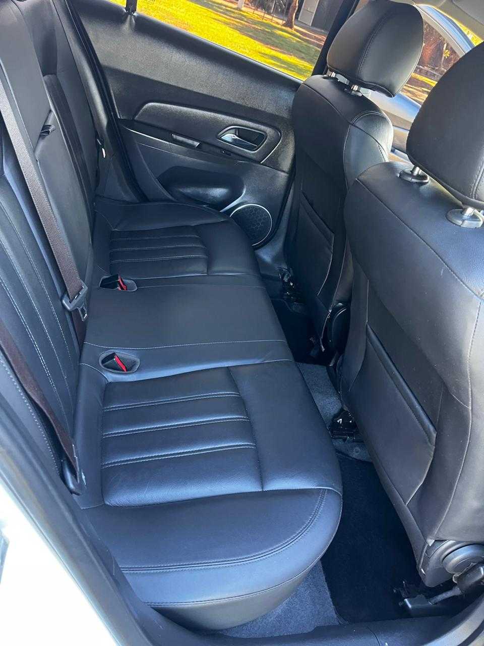 CRUZE LT HB 1.8