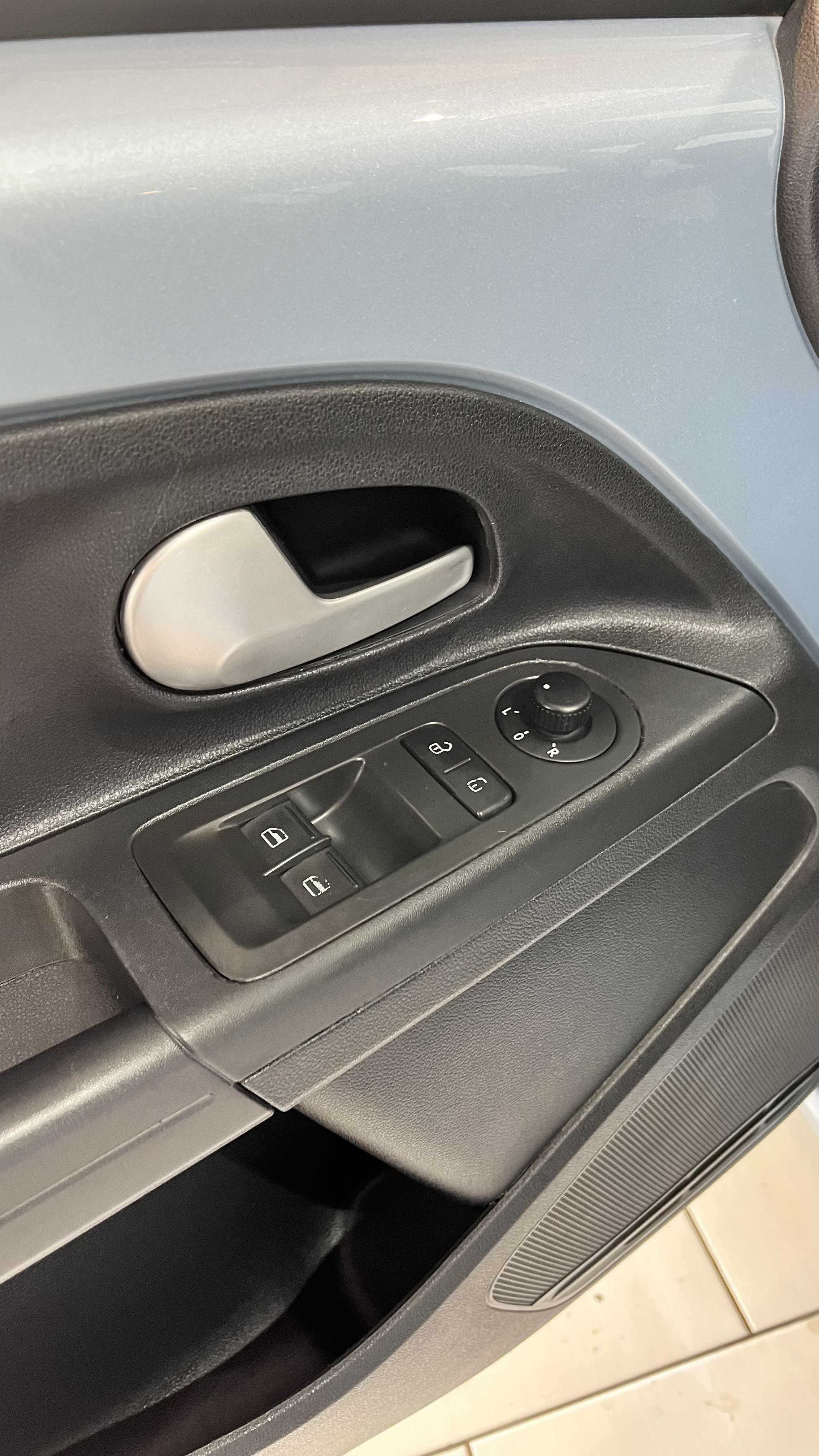 UP MOVE 1.0 TSI