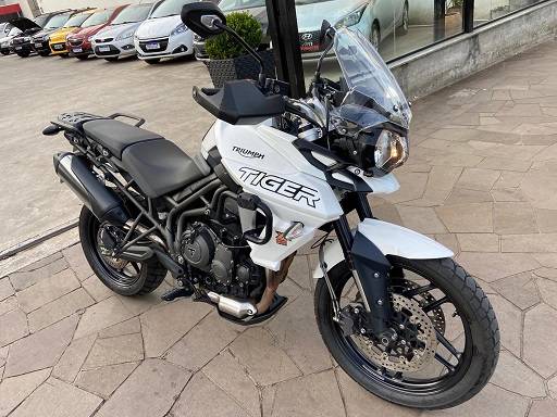 TRIUMPH TIGER 800 XR