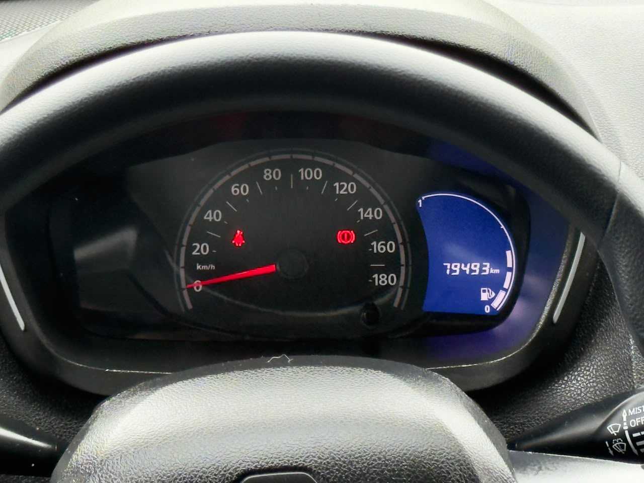 KWID ZEN 1.0 / COMPLETO