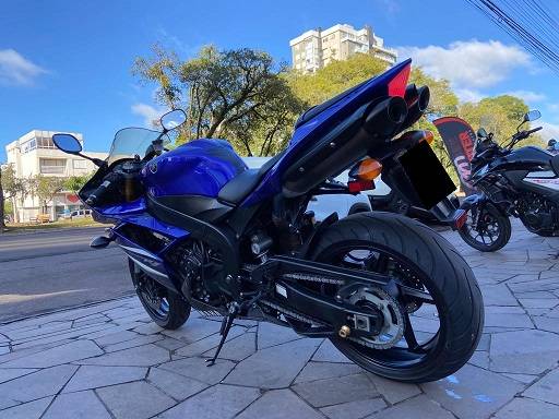 YAMAHA YZF R1 1000