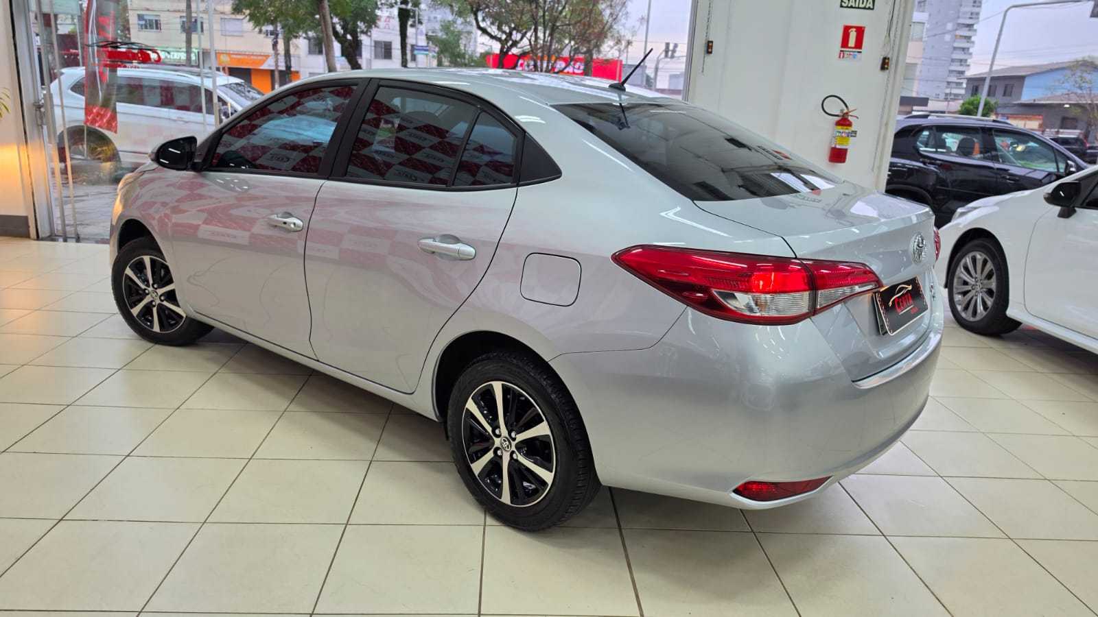 TOYOTA YARIS SEDAN XS 1.5 AUTO