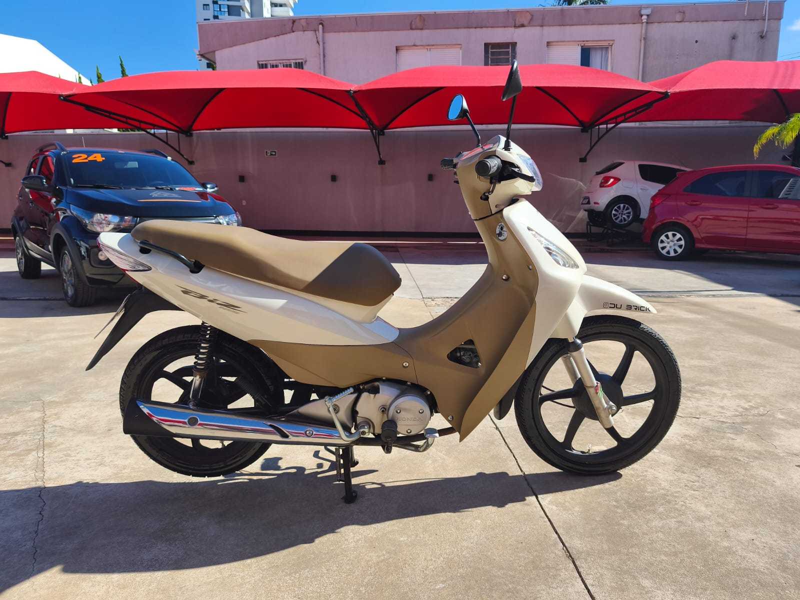 BIZ 125 ES